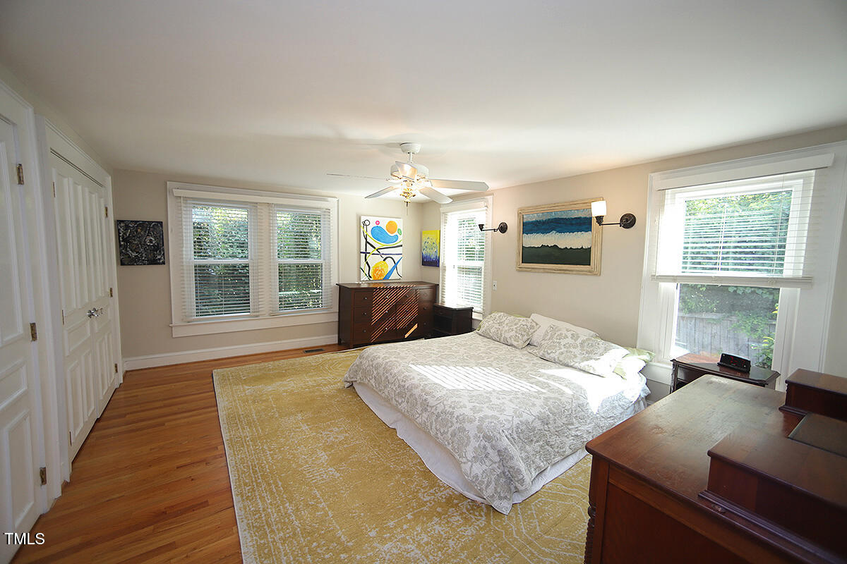 Raleigh, North Carolina 27609, United States, 5 Bedrooms Bedrooms, ,4 BathroomsBathrooms,Residential,Active,206246