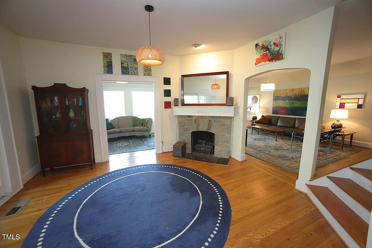3409 White Oak Road