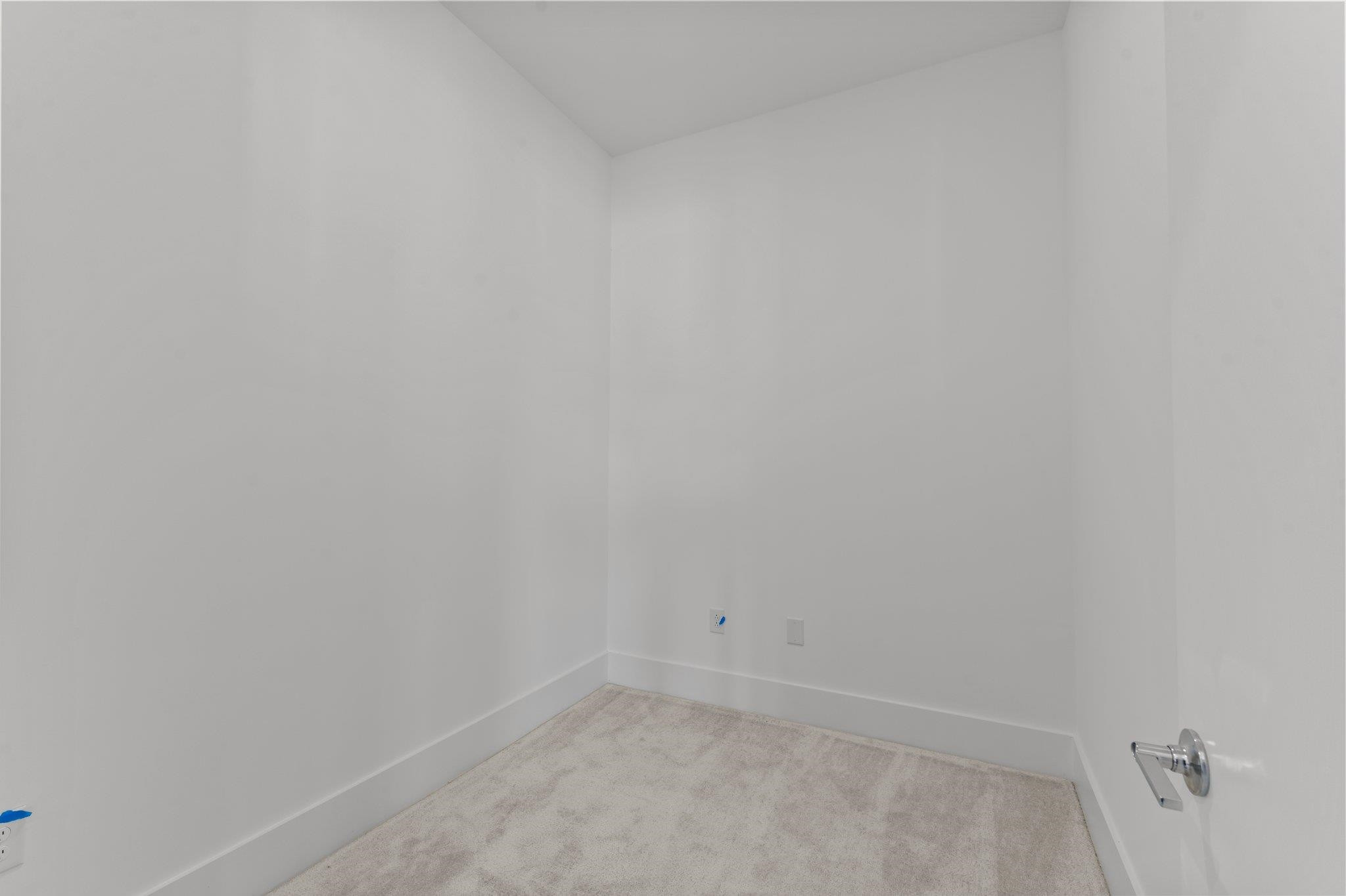 Photo 6 of 40 of 2441 Campus Shore Drive 203 condo