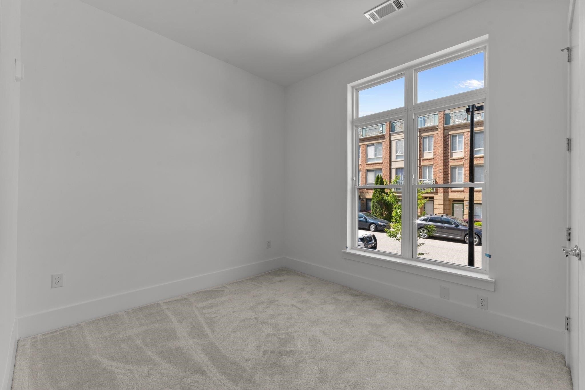 Photo 14 of 40 of 2441 Campus Shore Drive 203 condo
