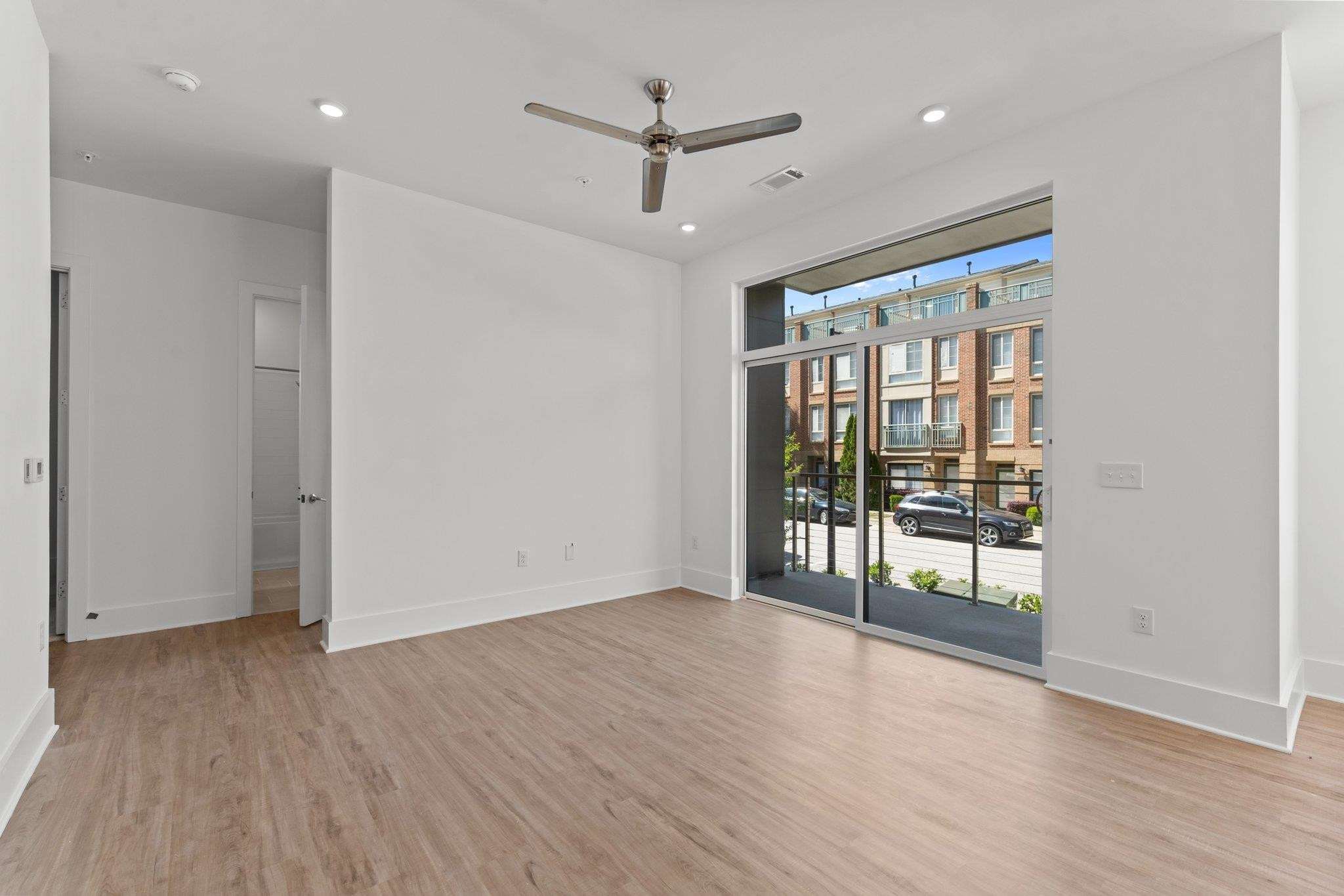 Photo 10 of 40 of 2441 Campus Shore Drive 203 condo