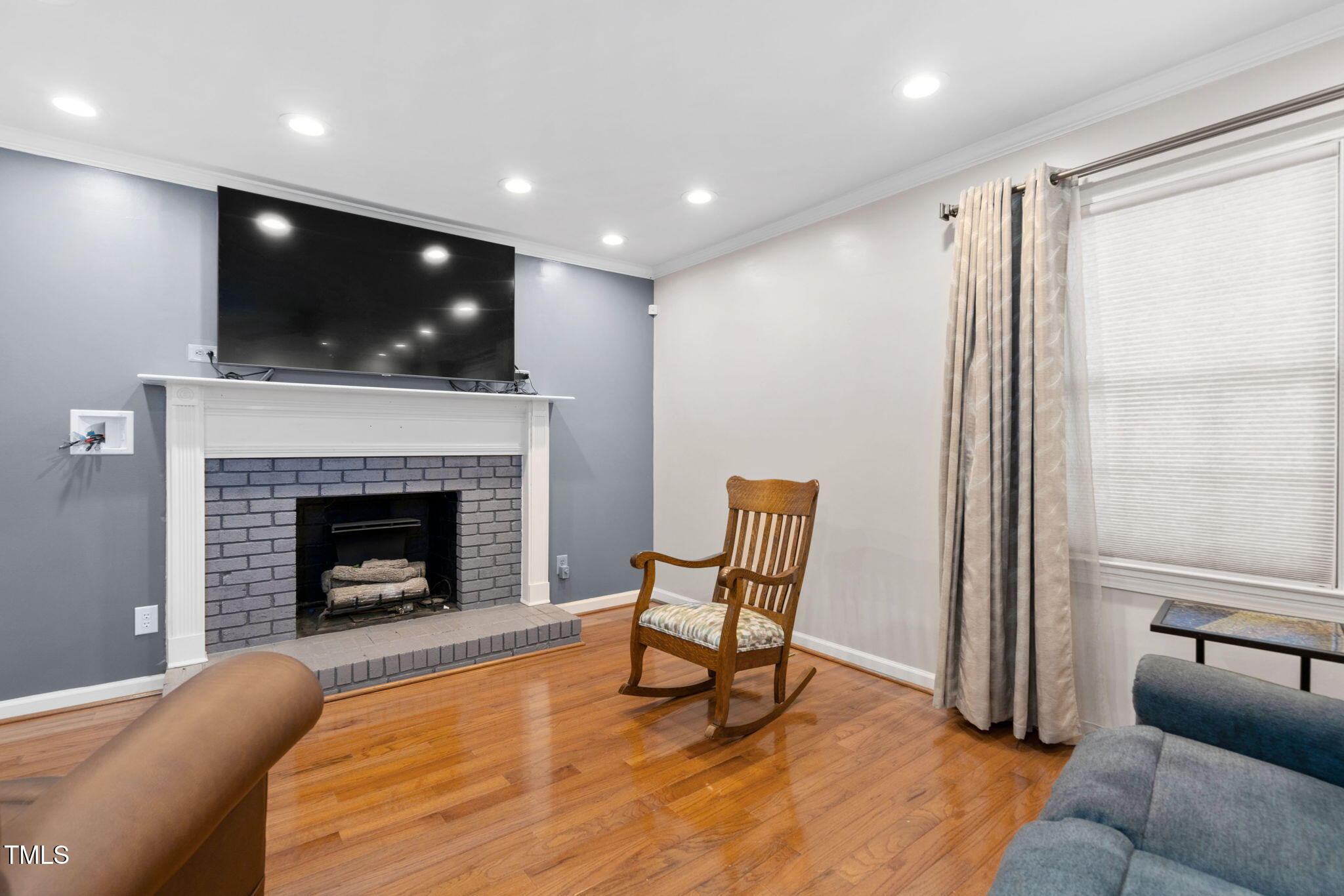 1201 Deerfield Drive