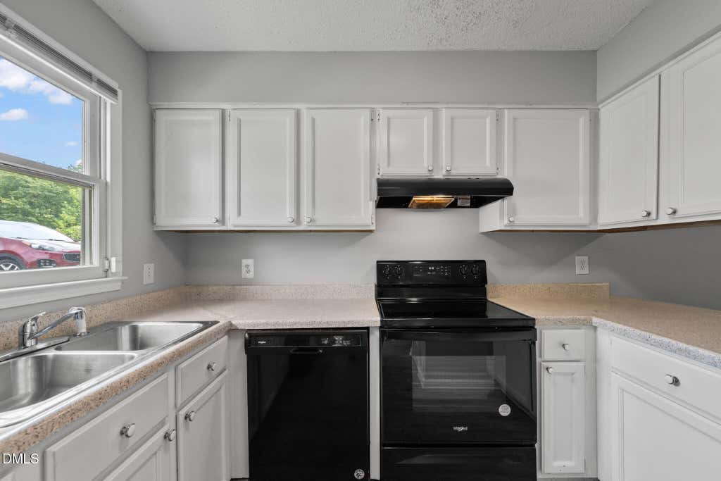 Photo of 4425 Roller Court, Raleigh, NC 27604 (MLS # 10182937)