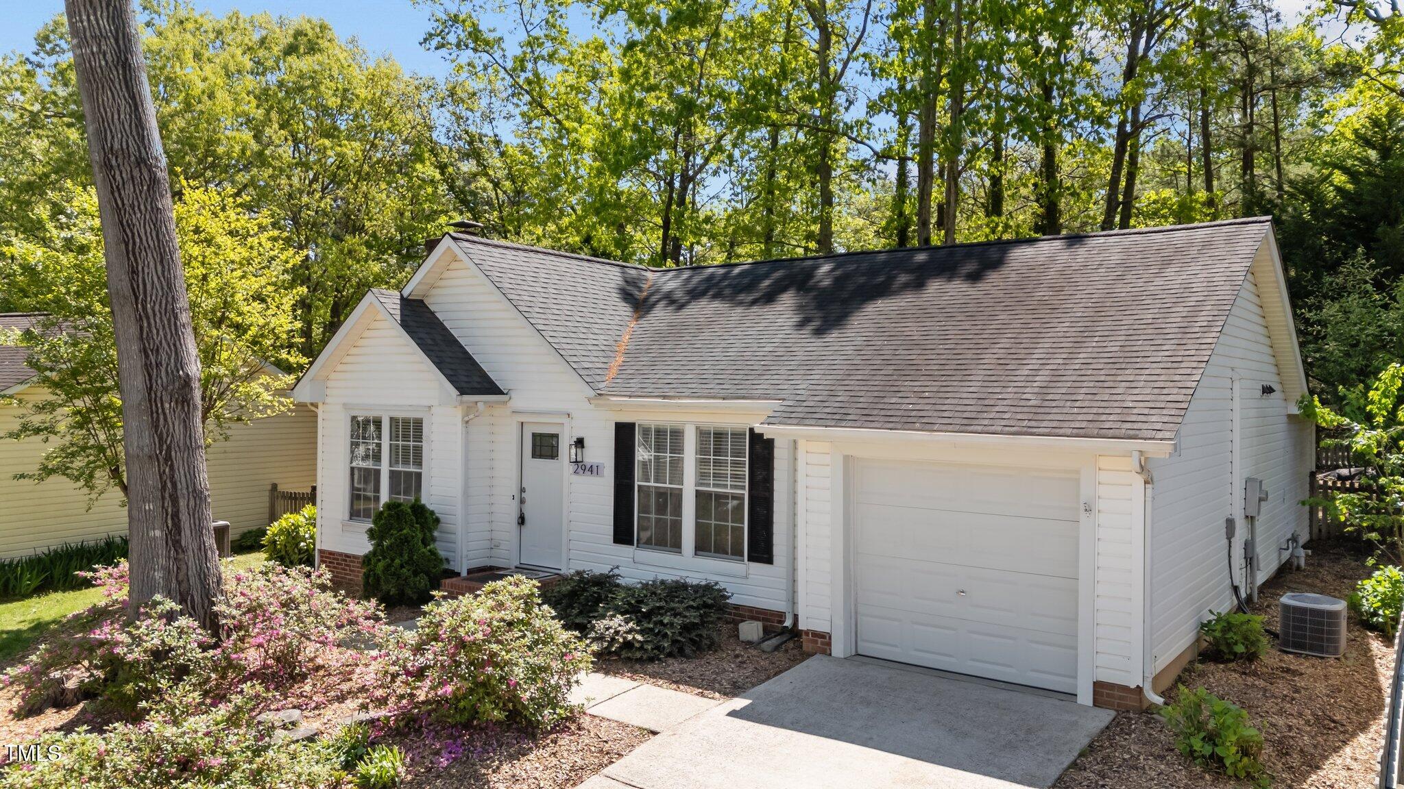 2941 Golden Oak Ct Court