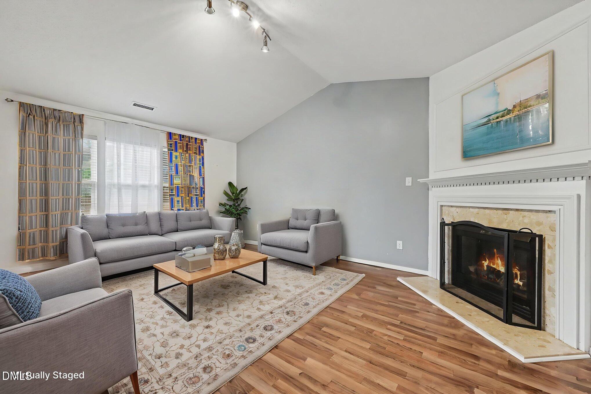 1016 Penncross Drive