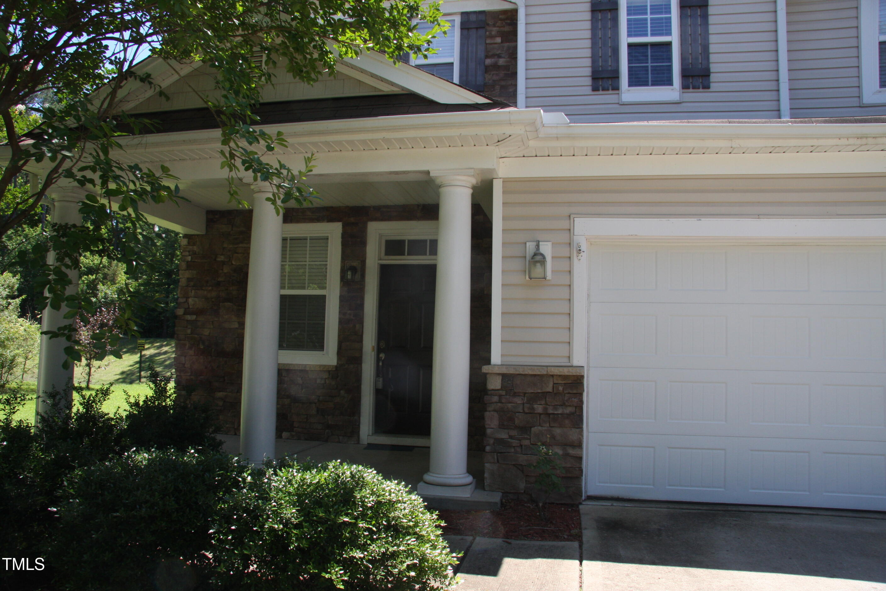 4009 Jockey Club Circle