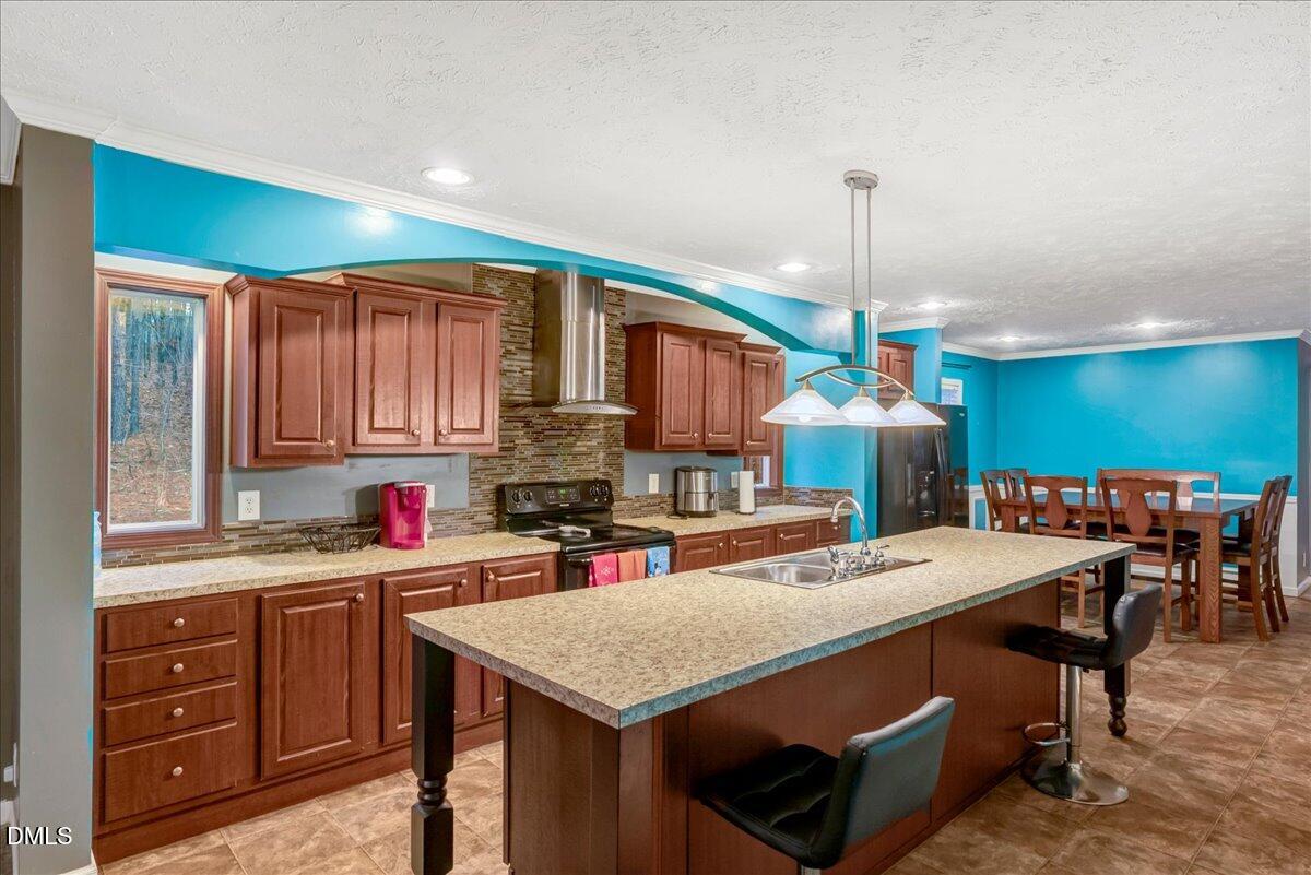 1779 Wise-Five Forks Road