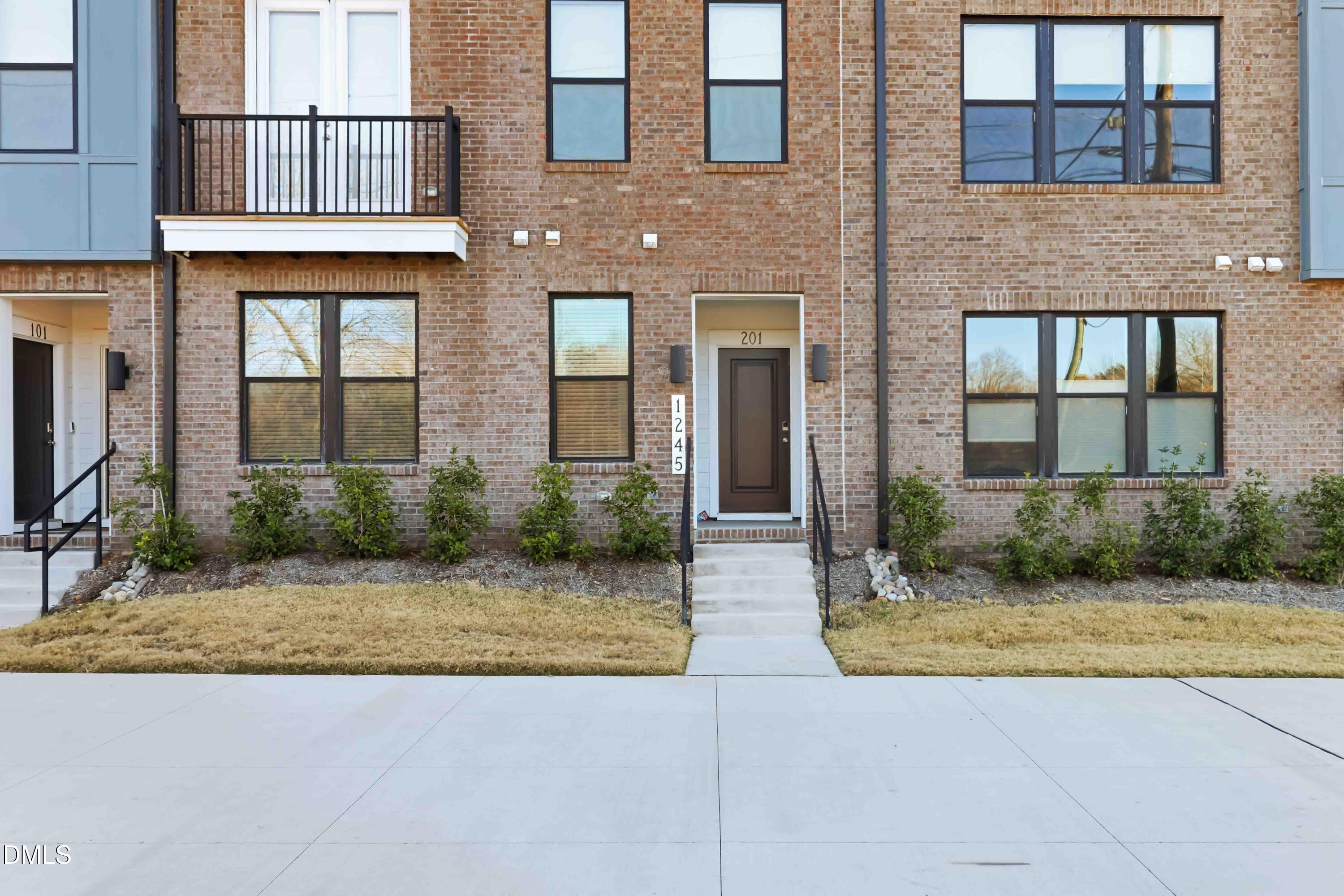 1245 S Blount Street