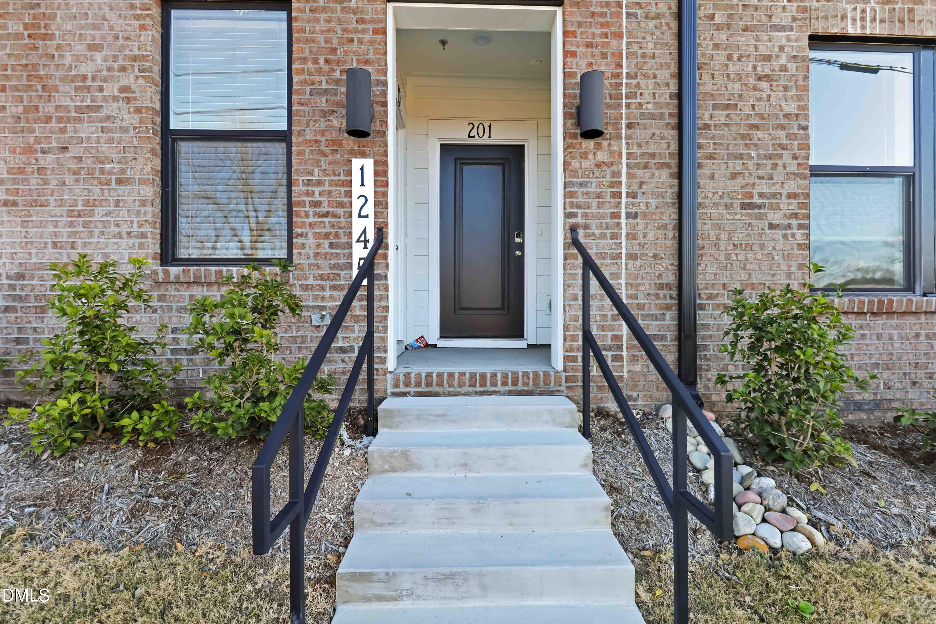 1245 S Blount Street