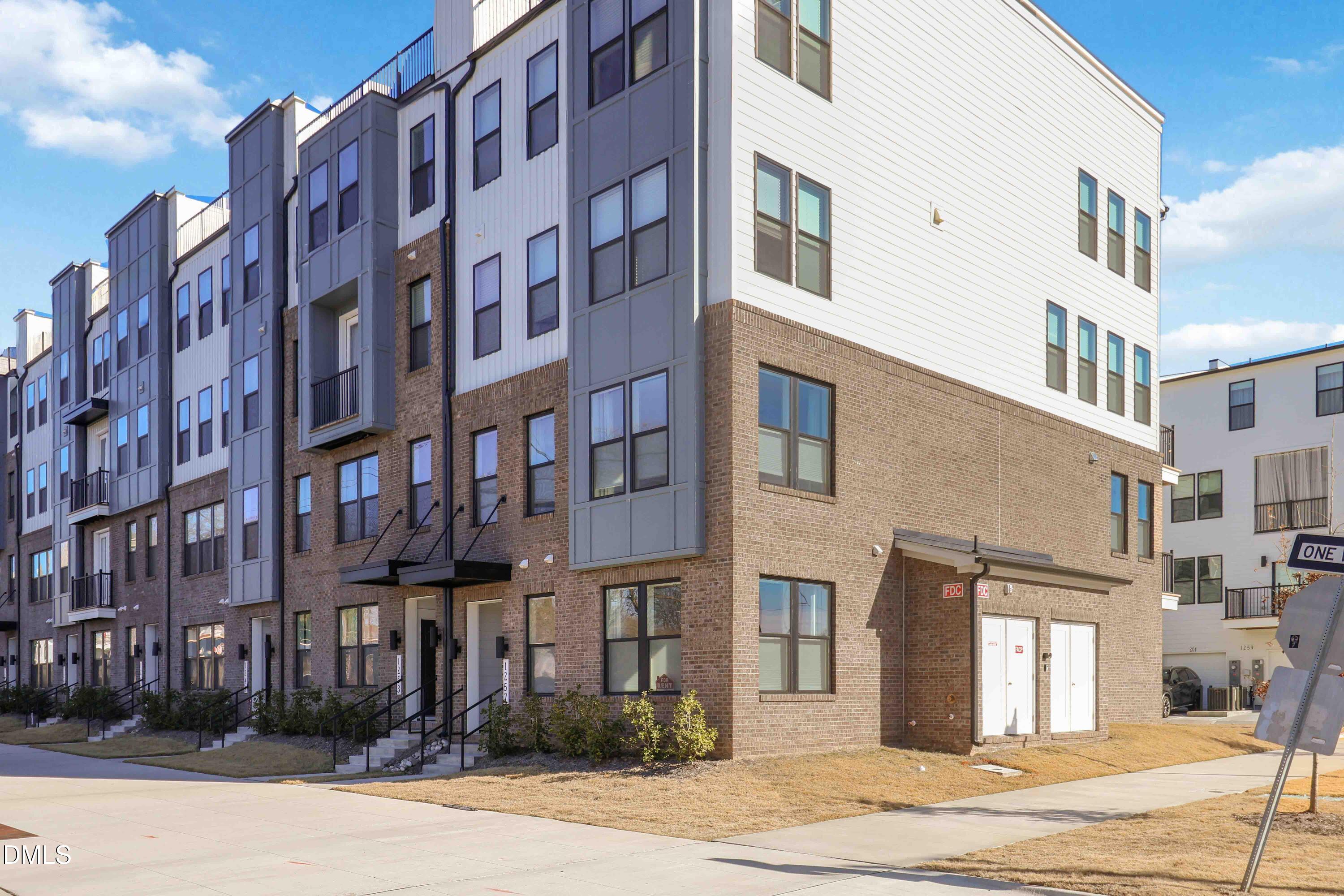 1245 S Blount Street