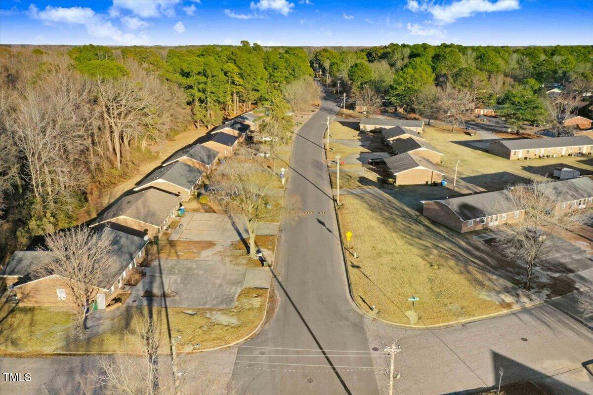 1601 Snowden Drive SE