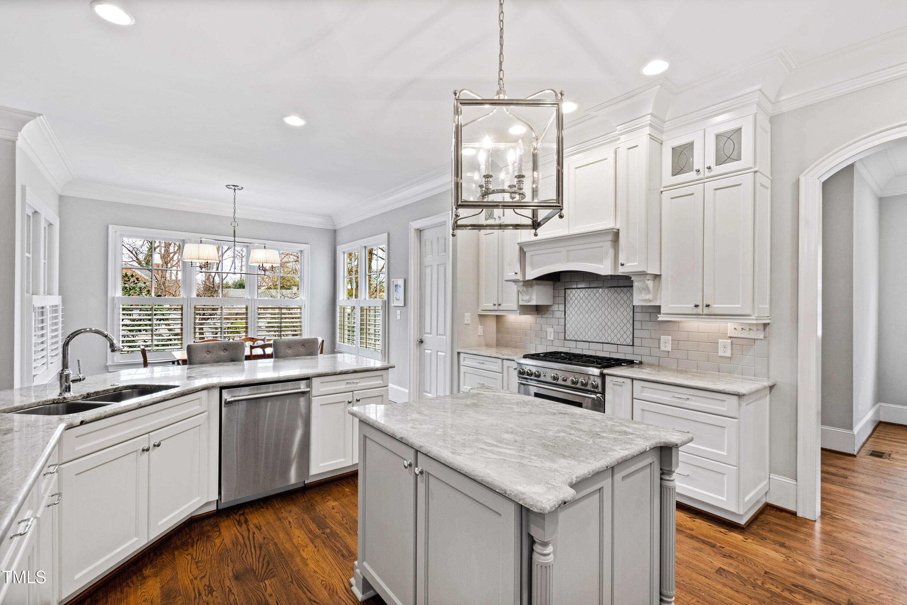 Raleigh, North Carolina 27609, United States, 4 Bedrooms Bedrooms, ,4 BathroomsBathrooms,Residential,Active,92484