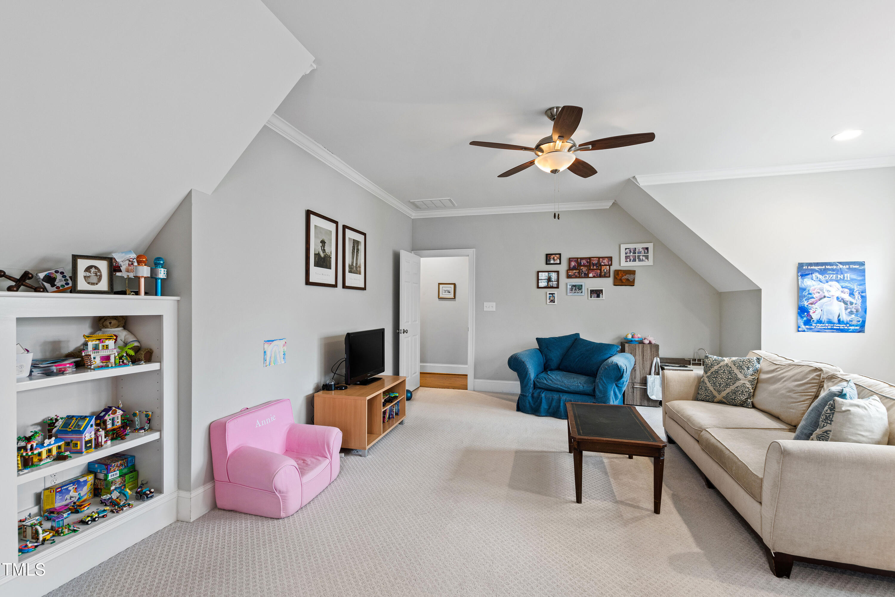 Raleigh, North Carolina 27609, United States, 4 Bedrooms Bedrooms, ,4 BathroomsBathrooms,Residential,Active,92484