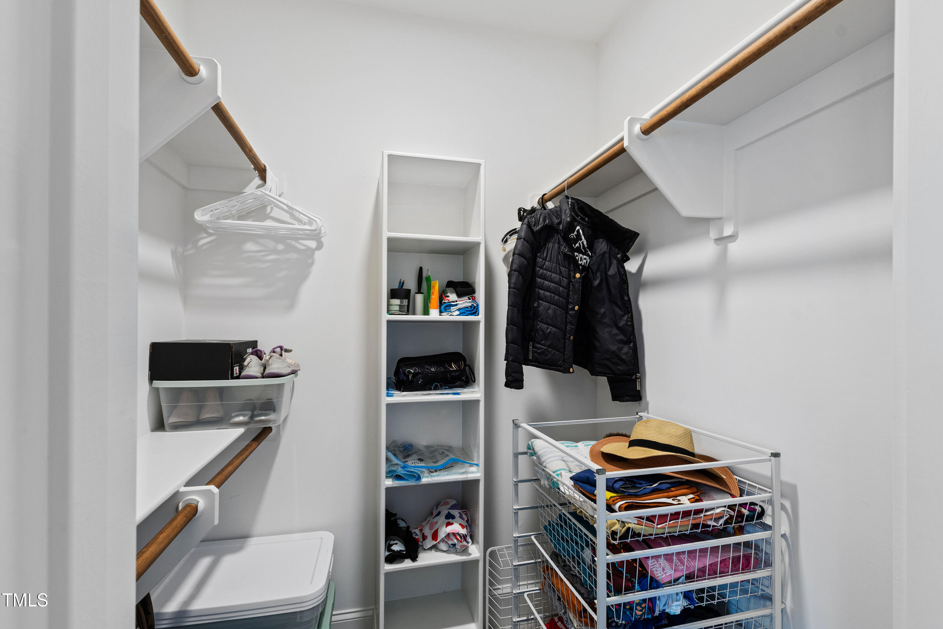 Raleigh, North Carolina 27609, United States, 4 Bedrooms Bedrooms, ,4 BathroomsBathrooms,Residential,Active,92484