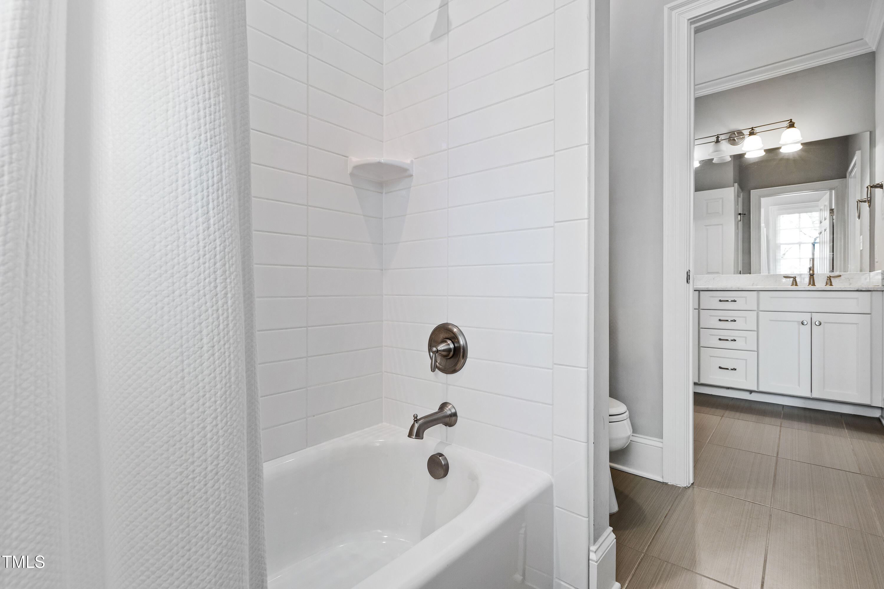 Raleigh, North Carolina 27609, United States, 4 Bedrooms Bedrooms, ,4 BathroomsBathrooms,Residential,Active,92484