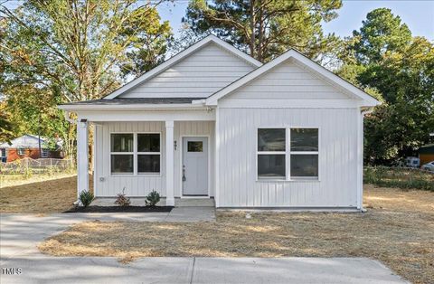 A home in Dunn