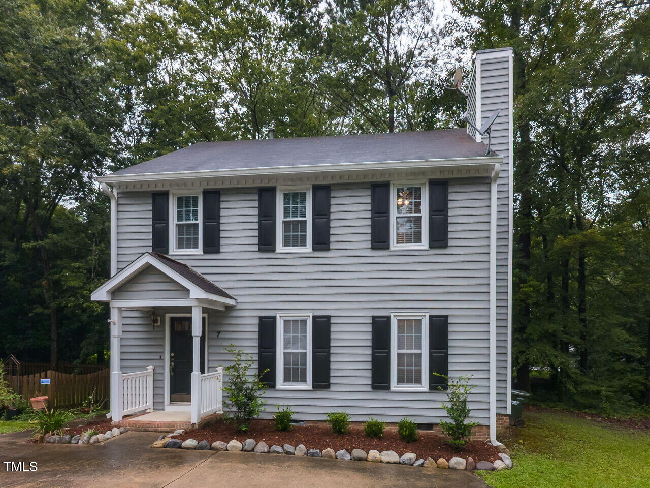 7 Old Towne Place