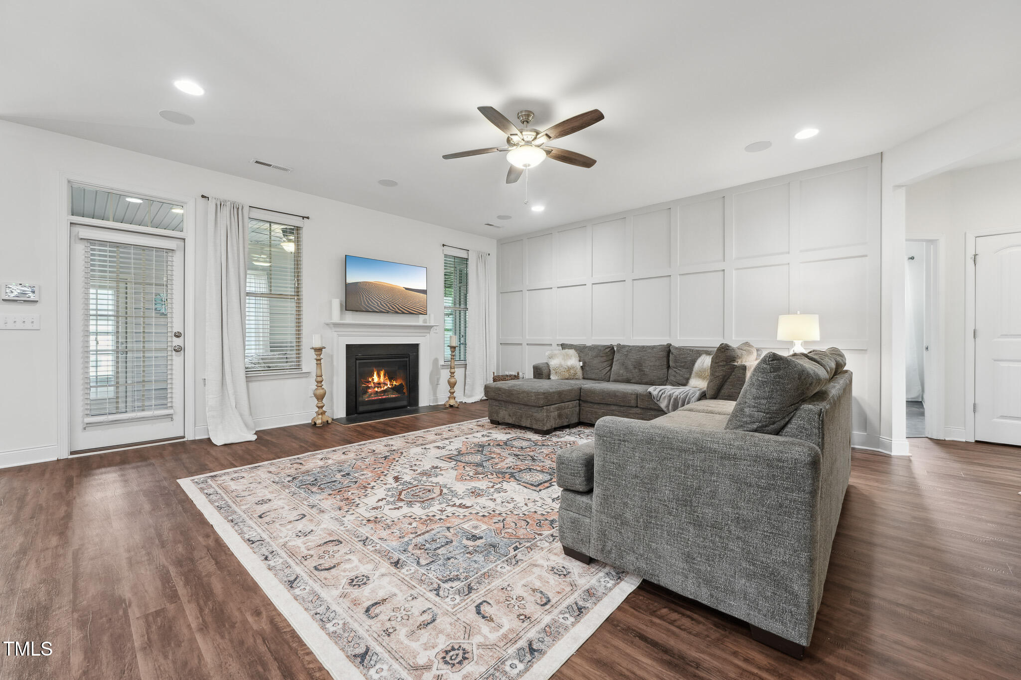 475 Long View Drive