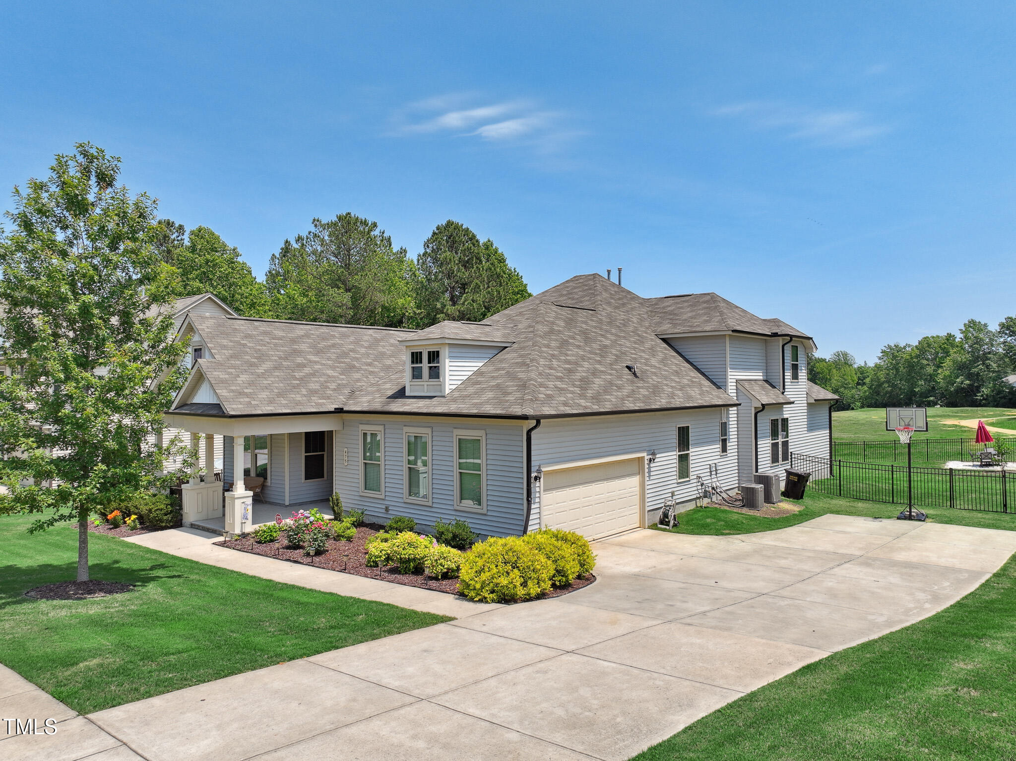 475 Long View Drive