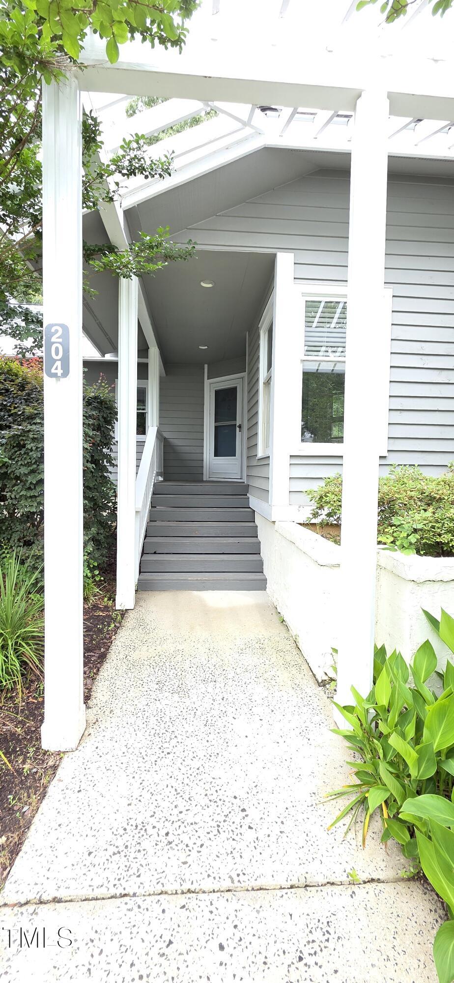 204 Kirkwood Drive