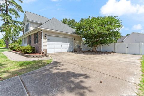 A home in Raeford