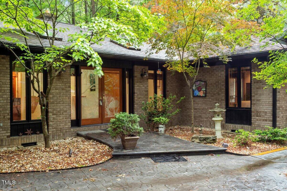 109 Loch Haven Lane