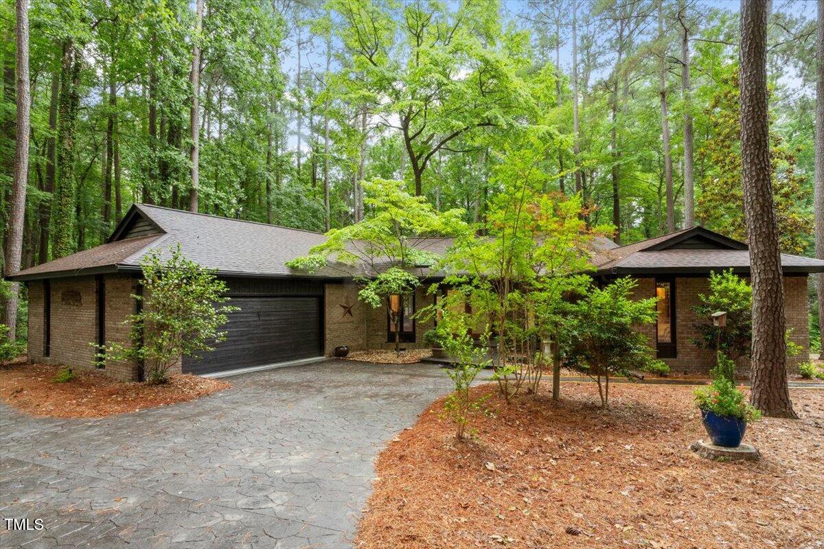 109 Loch Haven Lane