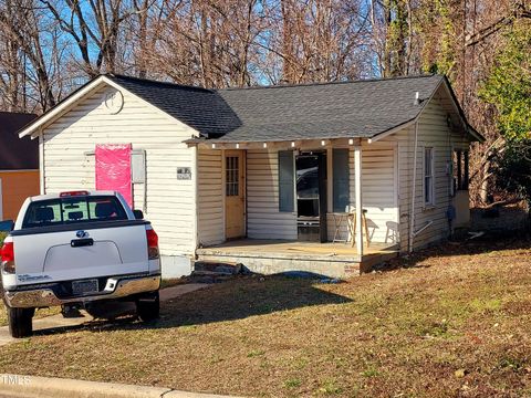 816 Moore Street Reidsville NC 27320