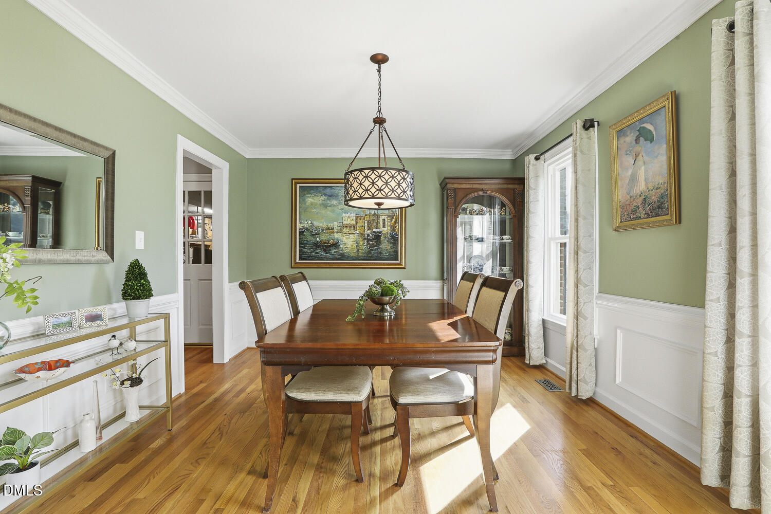 1005 Old Carriage Court