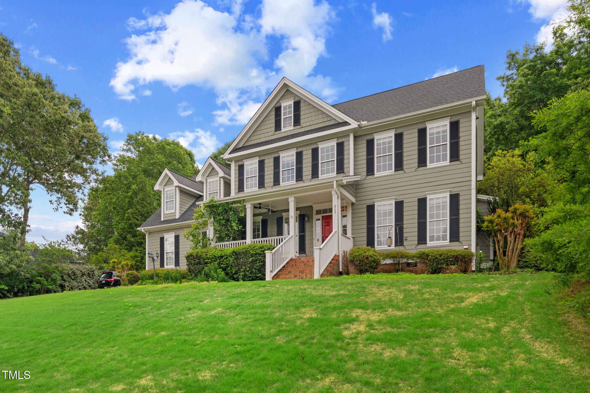 809 Parkridge Drive
