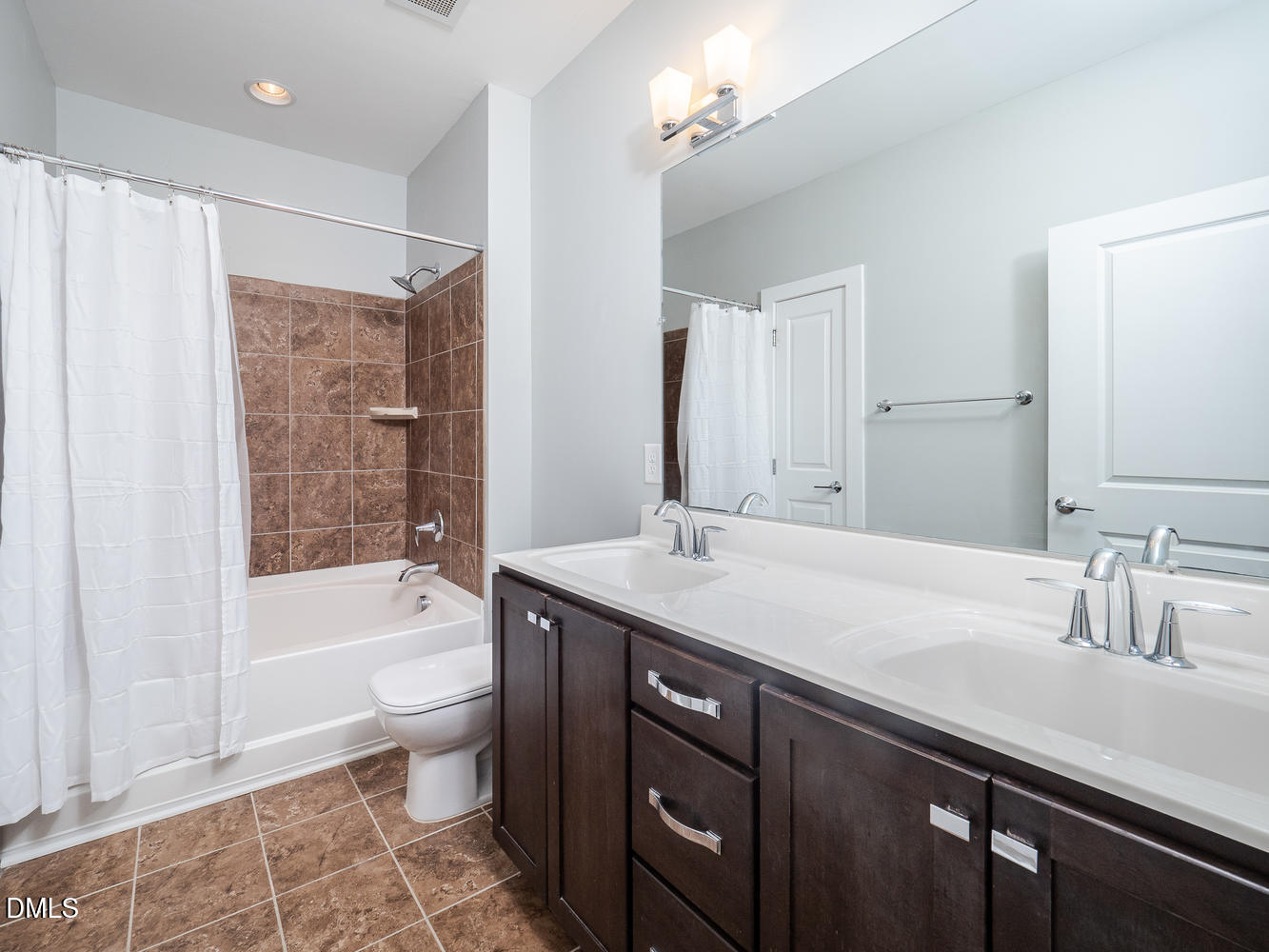 Durham, North Carolina 27713, United States, 1 Bedroom Bedrooms, ,2 BathroomsBathrooms,Residential,Active,229919