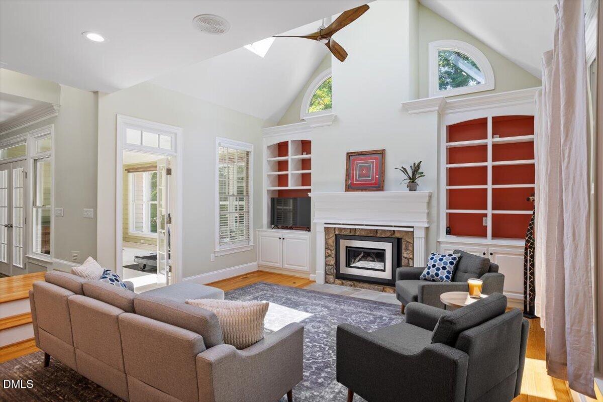 105 Arcadia Lane