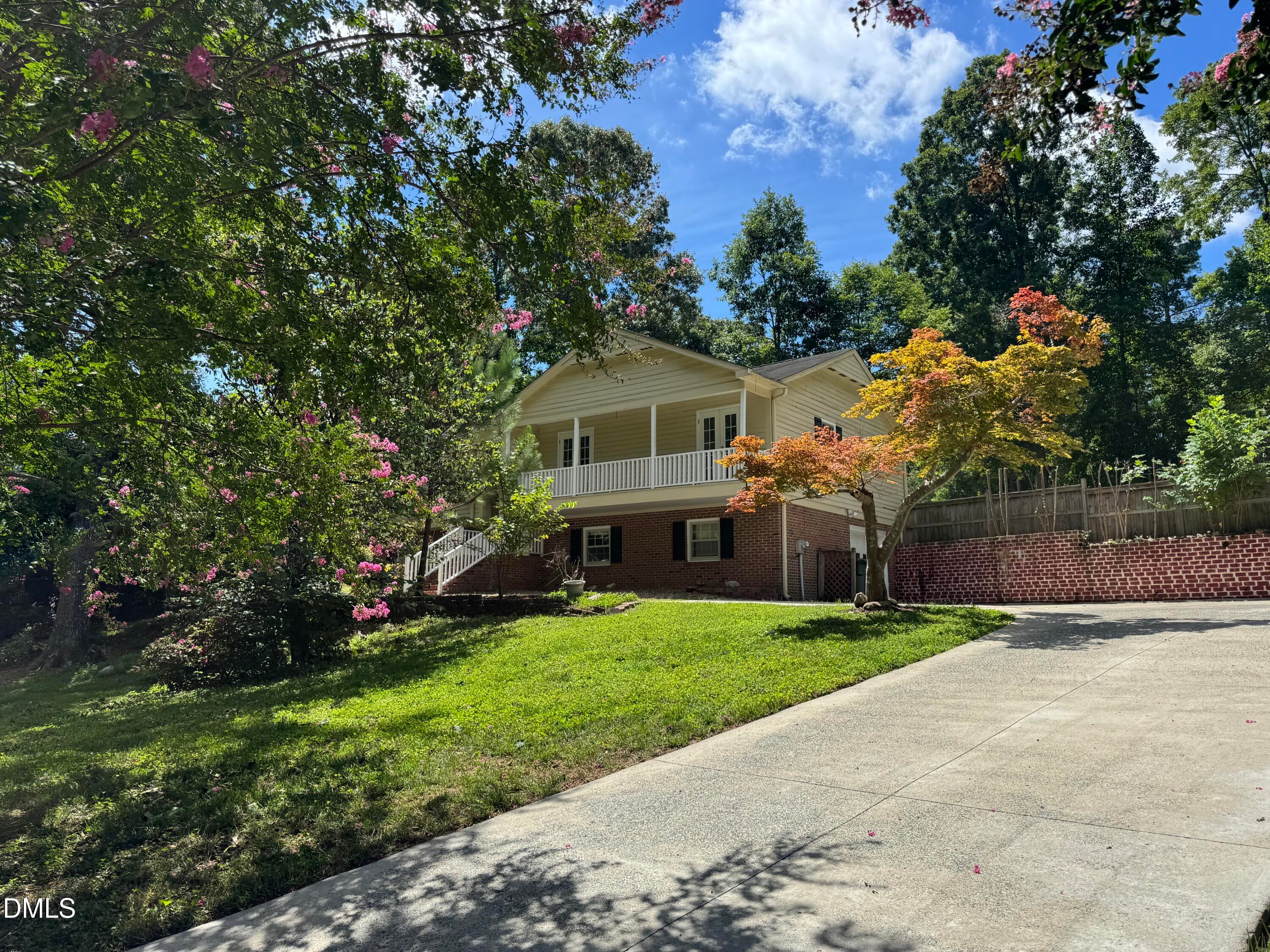 1216 Balmoral Drive