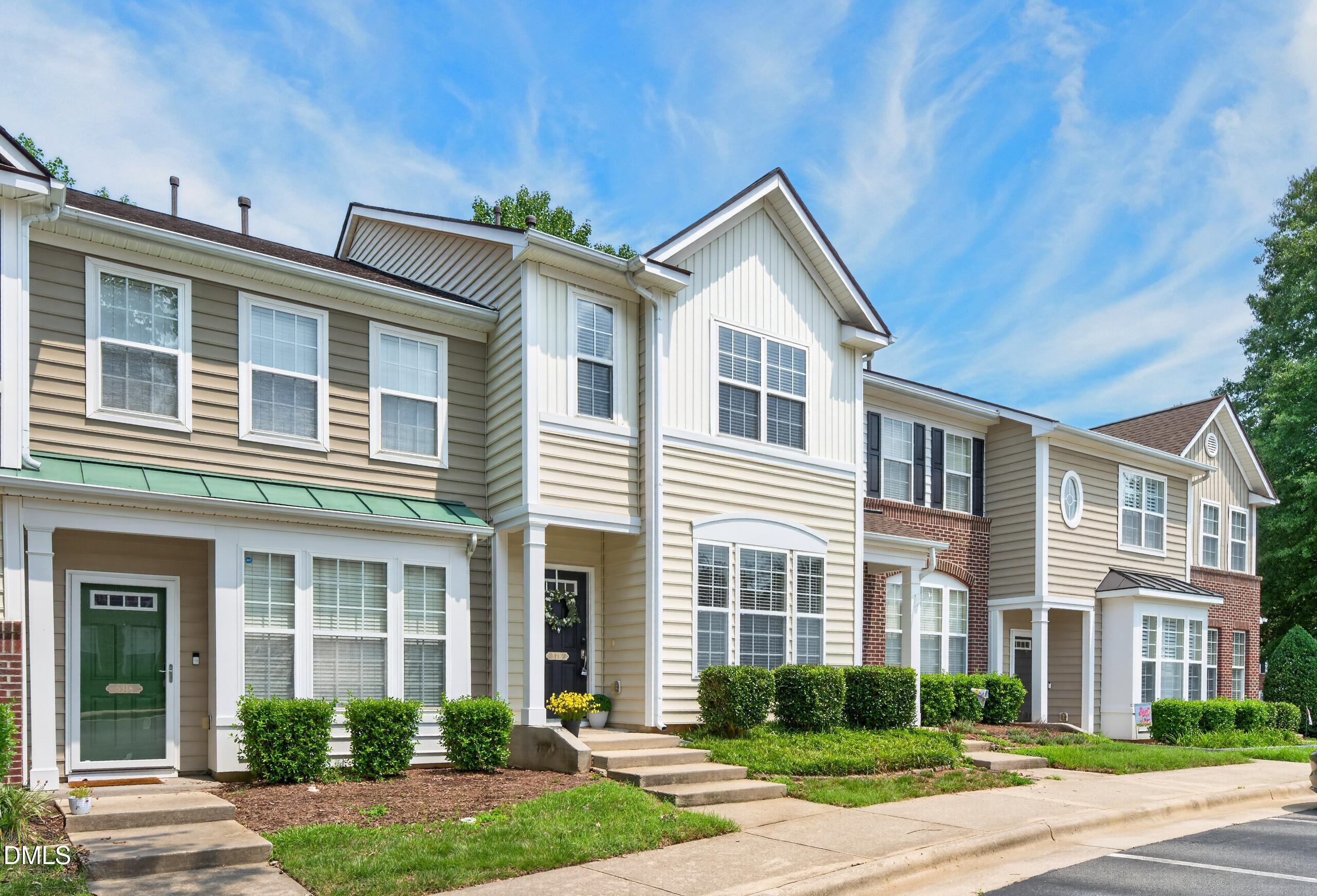 5316 Crescentview Parkway
