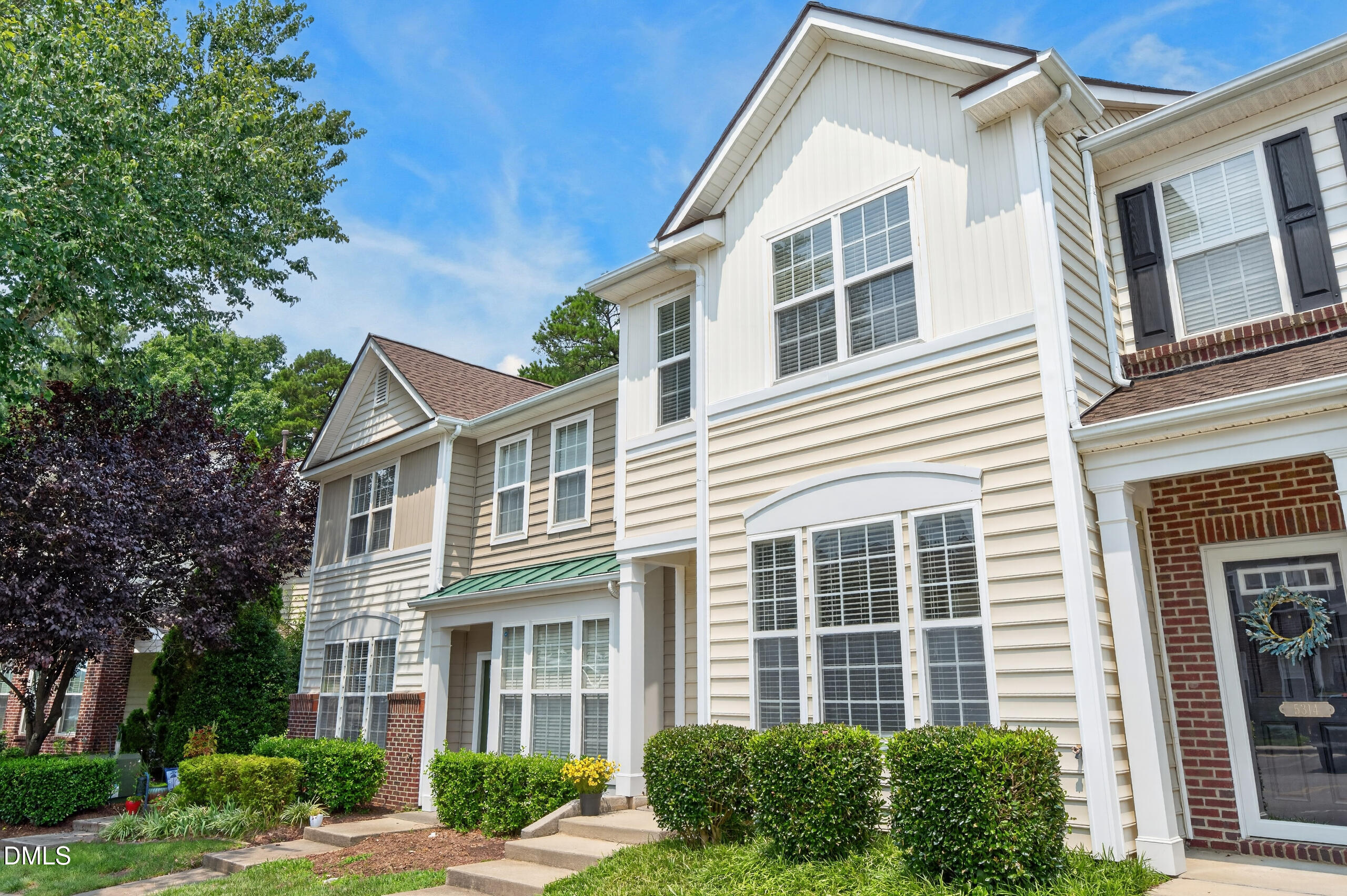 5316 Crescentview Parkway