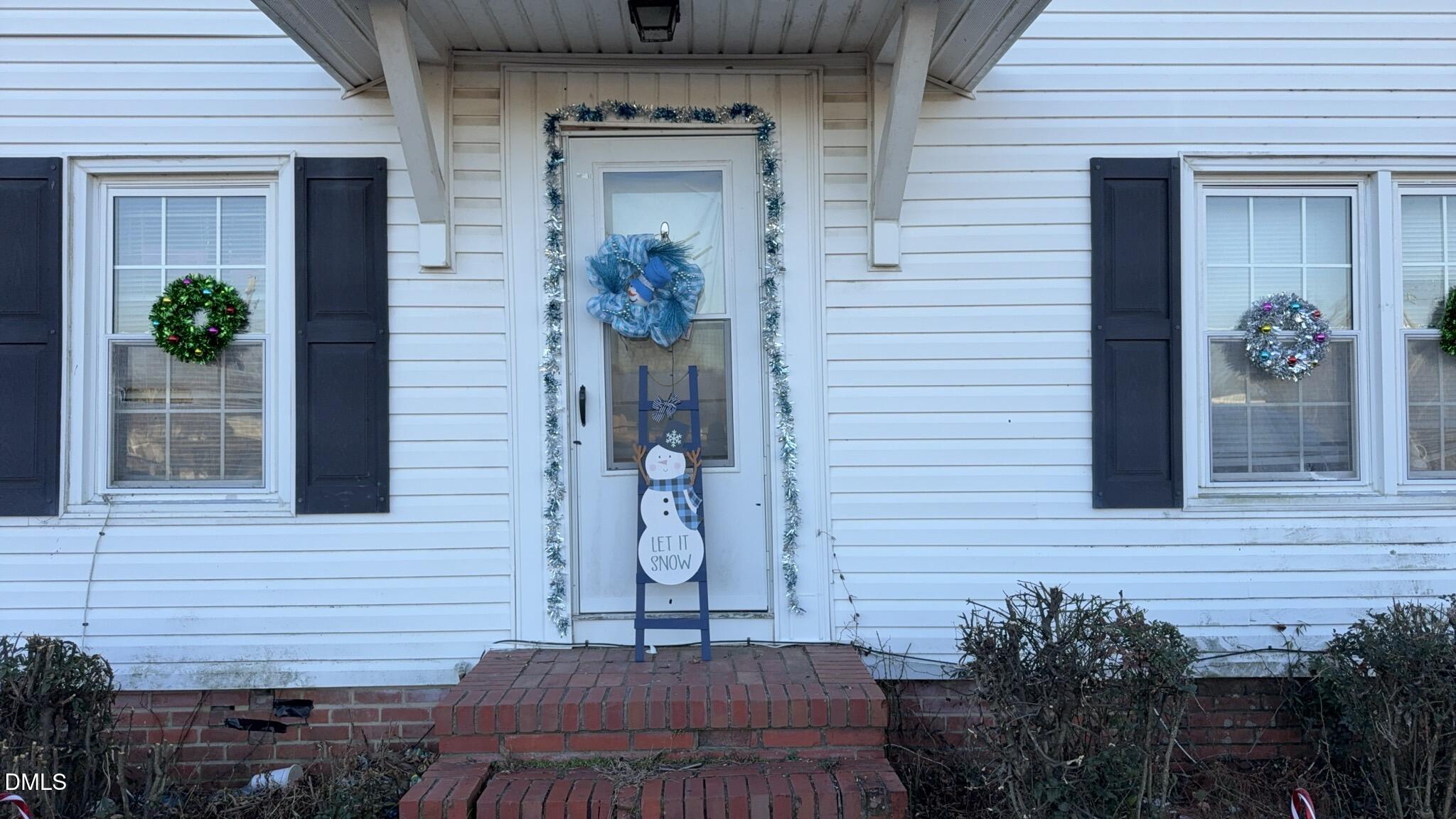 4585 Plain View Highway