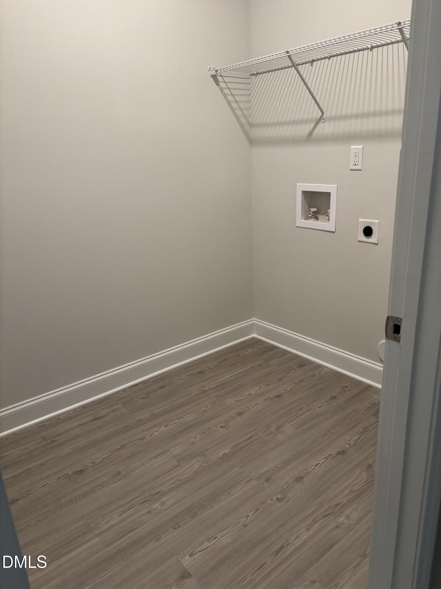 1911 Darrell Drive 4