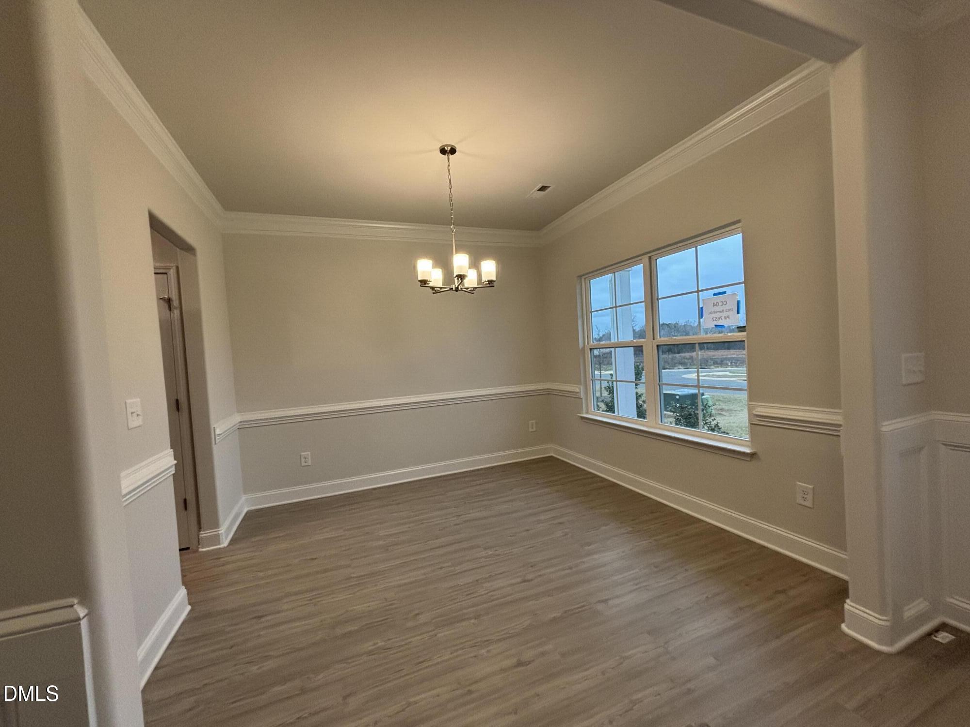 1911 Darrell Drive 4