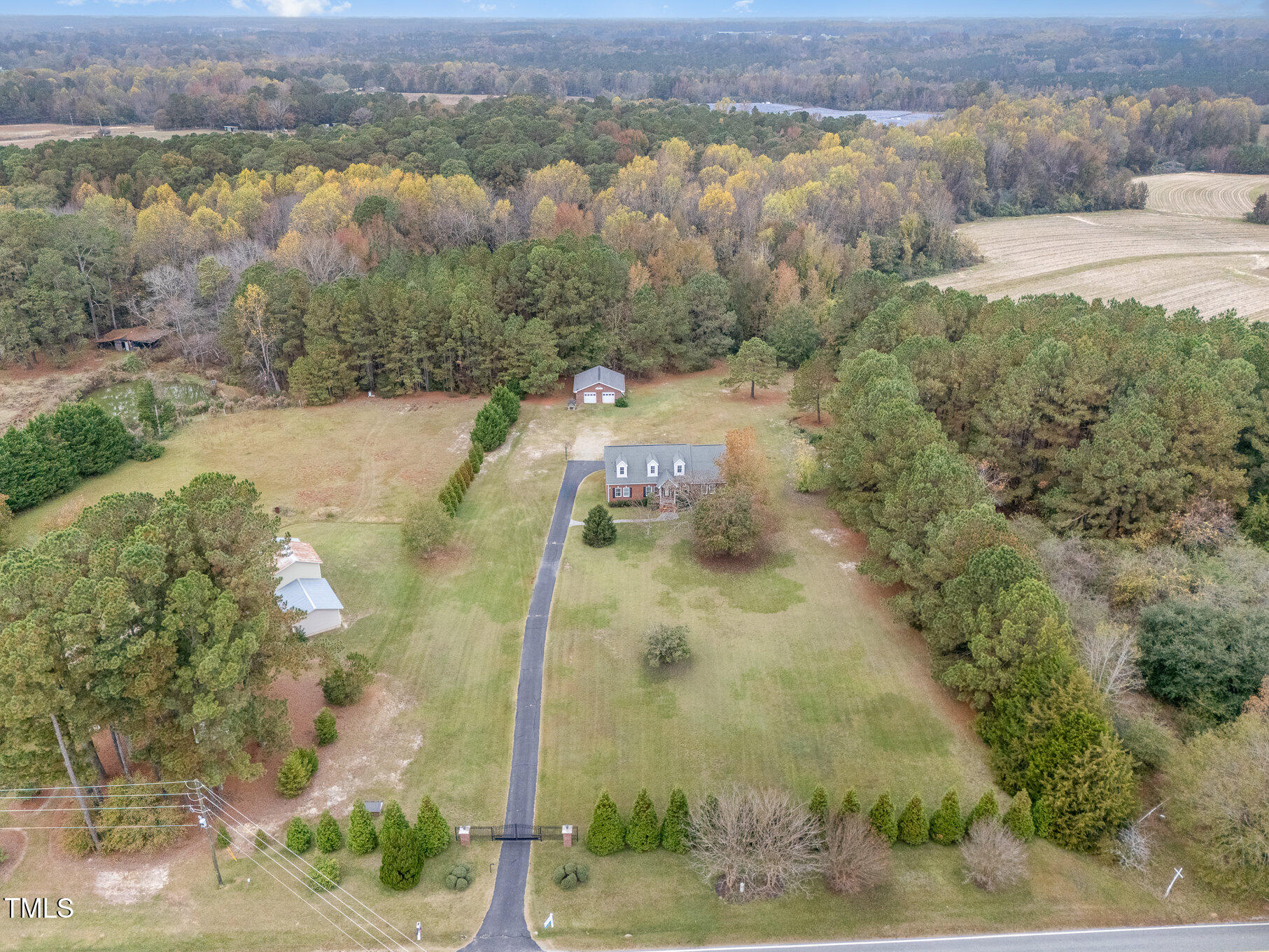 2265 Bud Lipscomb Road
