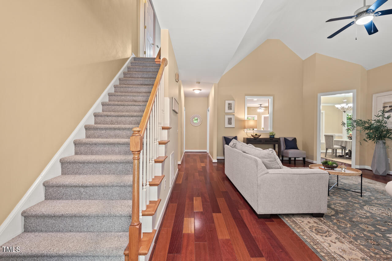 126 Captains Court
