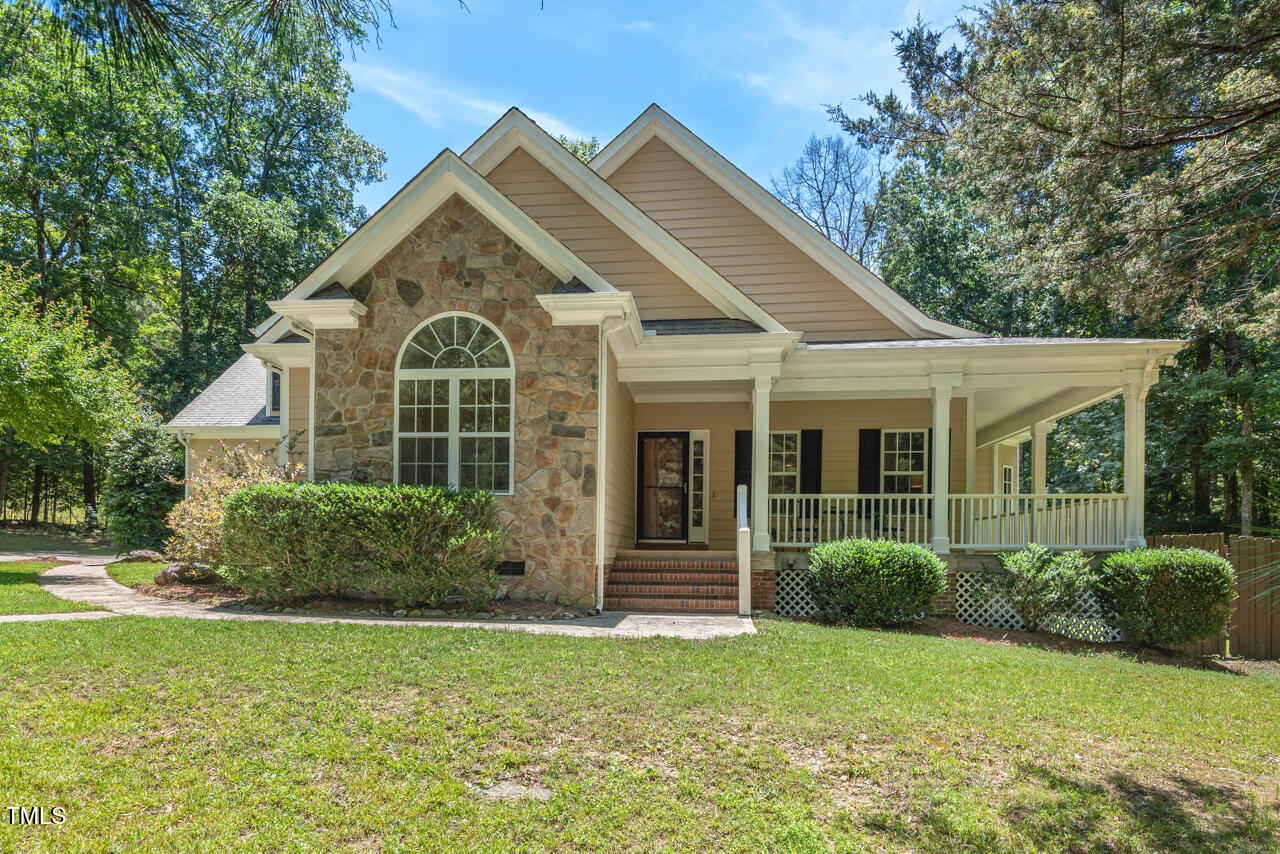 Durham, North Carolina 27712, United States, 4 Bedrooms Bedrooms, ,3 BathroomsBathrooms,Residential,Pending,155855