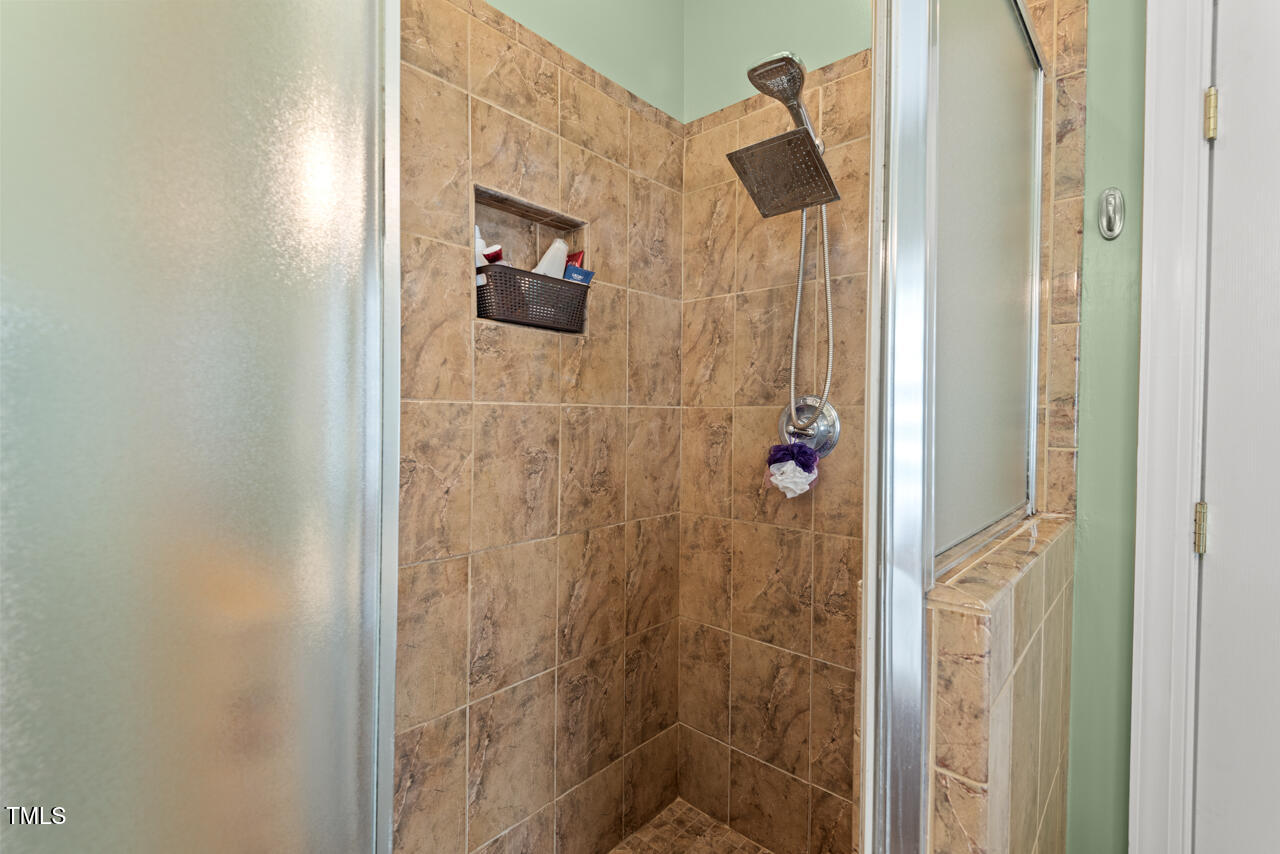 Durham, North Carolina 27712, United States, 4 Bedrooms Bedrooms, ,3 BathroomsBathrooms,Residential,Pending,155855