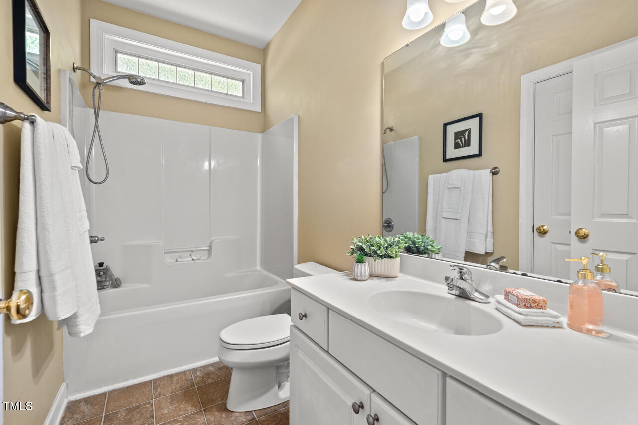 Durham, North Carolina 27712, United States, 4 Bedrooms Bedrooms, ,3 BathroomsBathrooms,Residential,Pending,155855