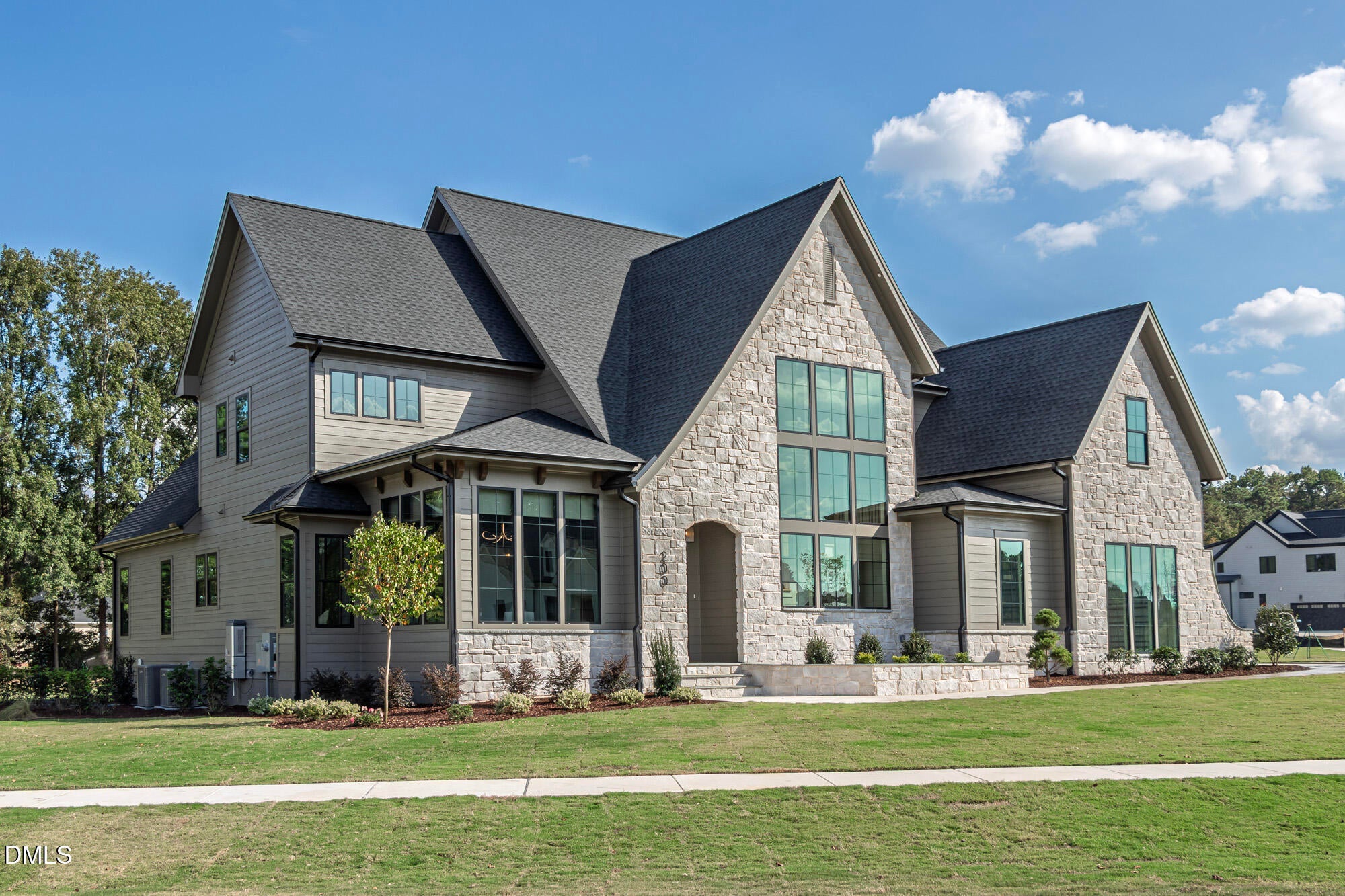 98 Summit Terrace Drive