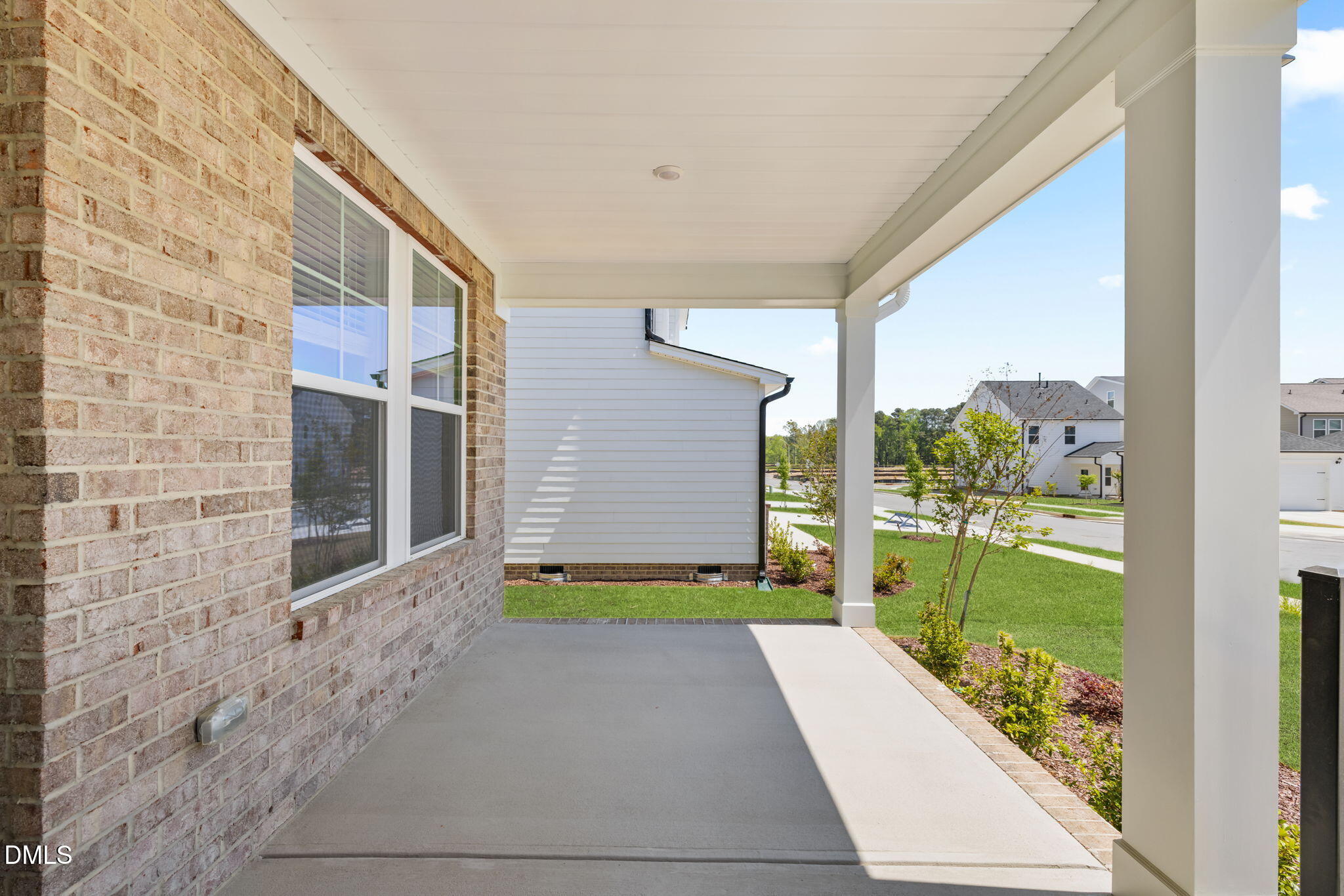 605 Metroliner Place