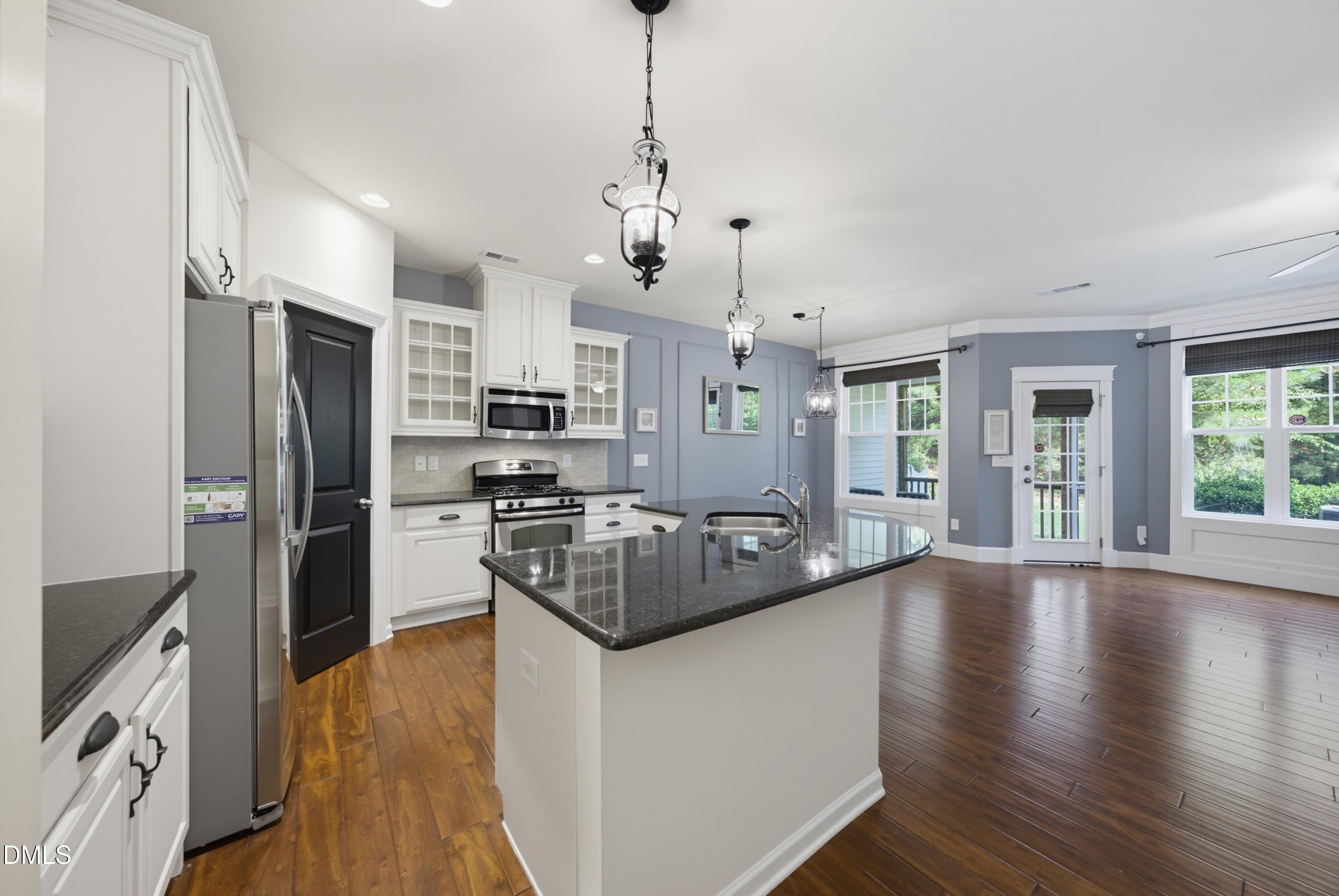 119 Grande Sky Court