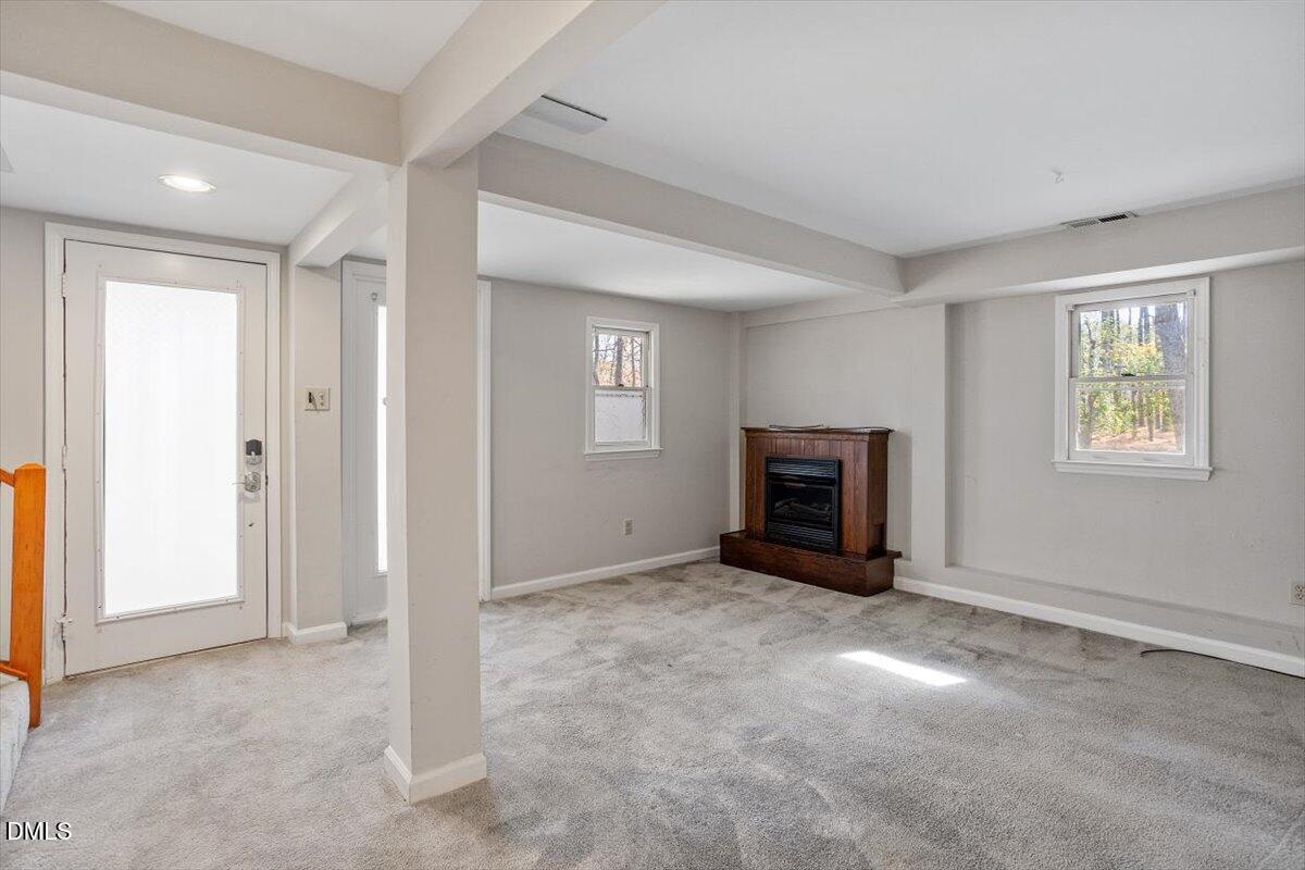 11907 N Roxboro Street