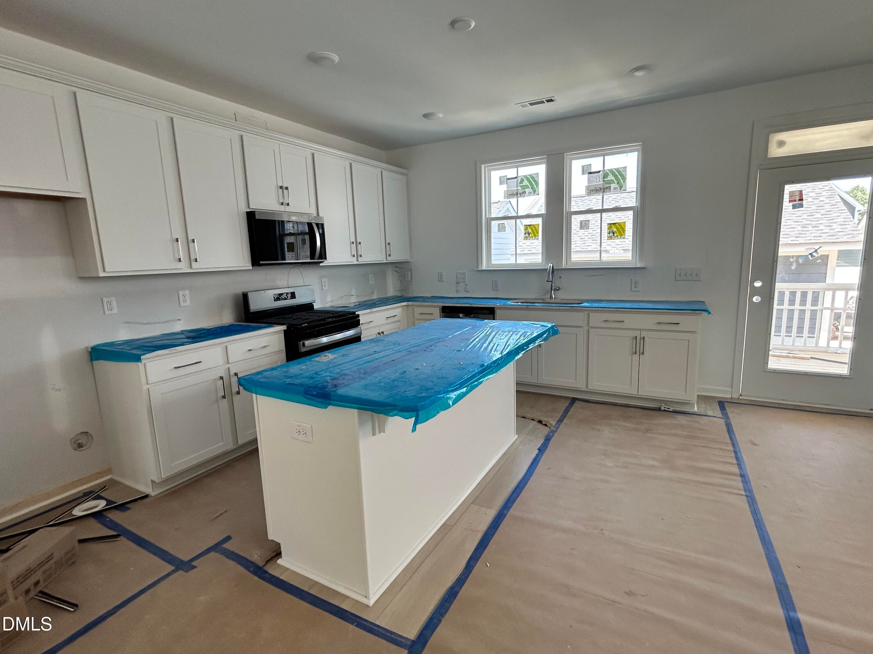 1808 Lumineer Lane