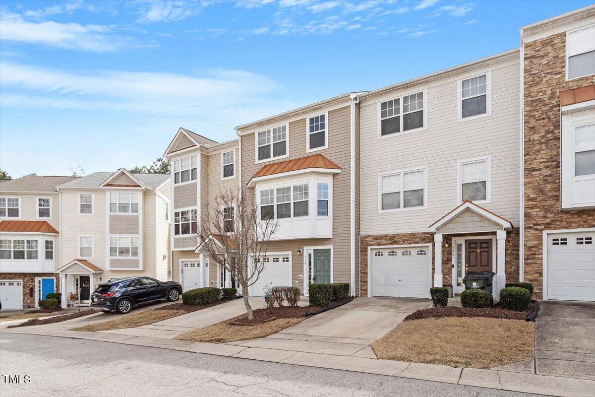 110 Darley Dale Loop