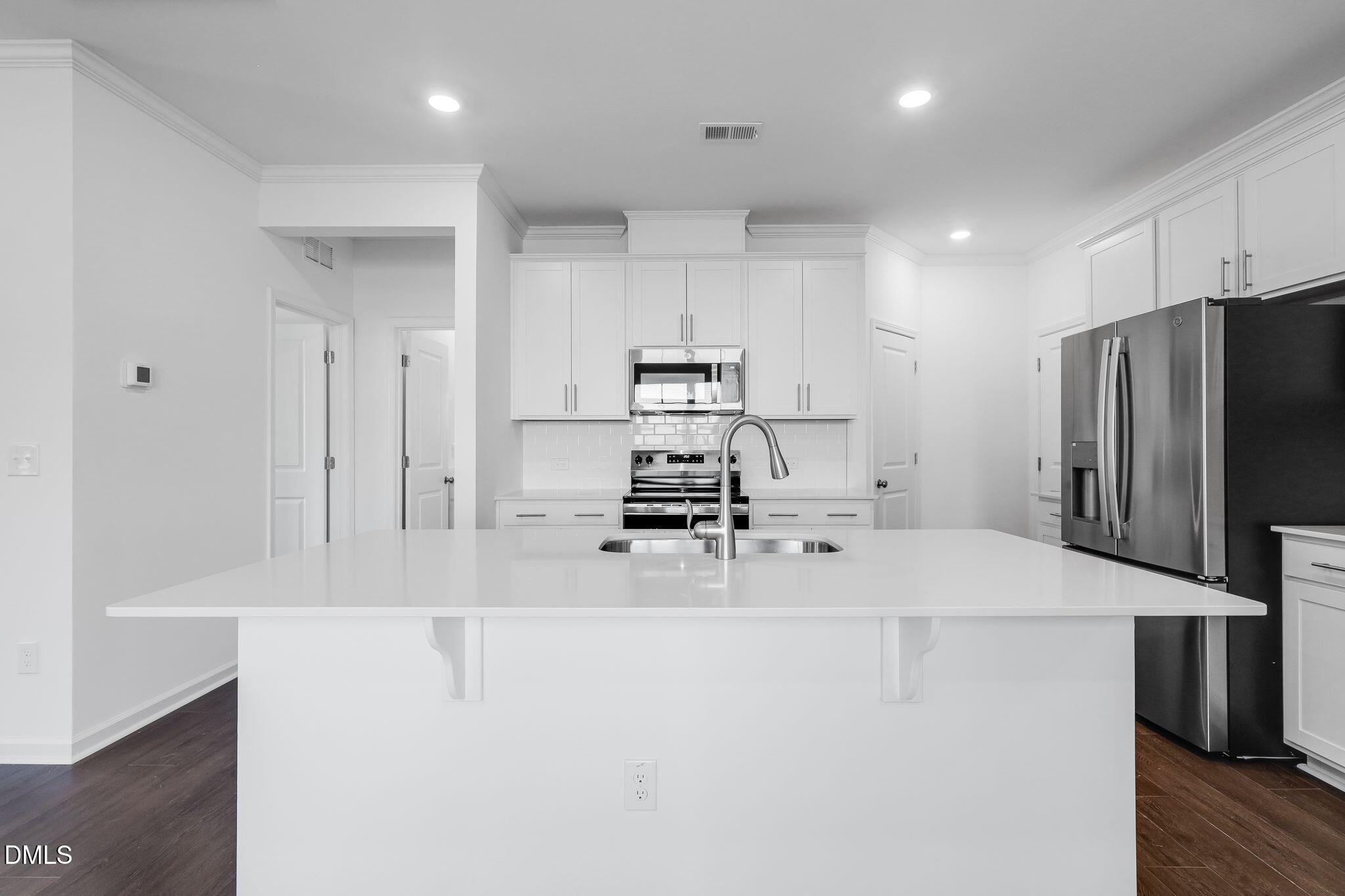 913 Glowing Star Lane